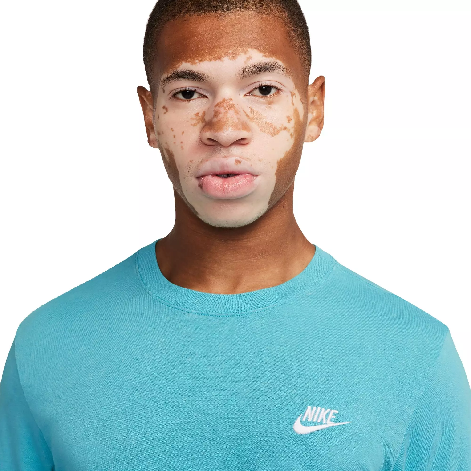 Nike Men's Sportswear Club Novelty Tee-Blue - BLUE