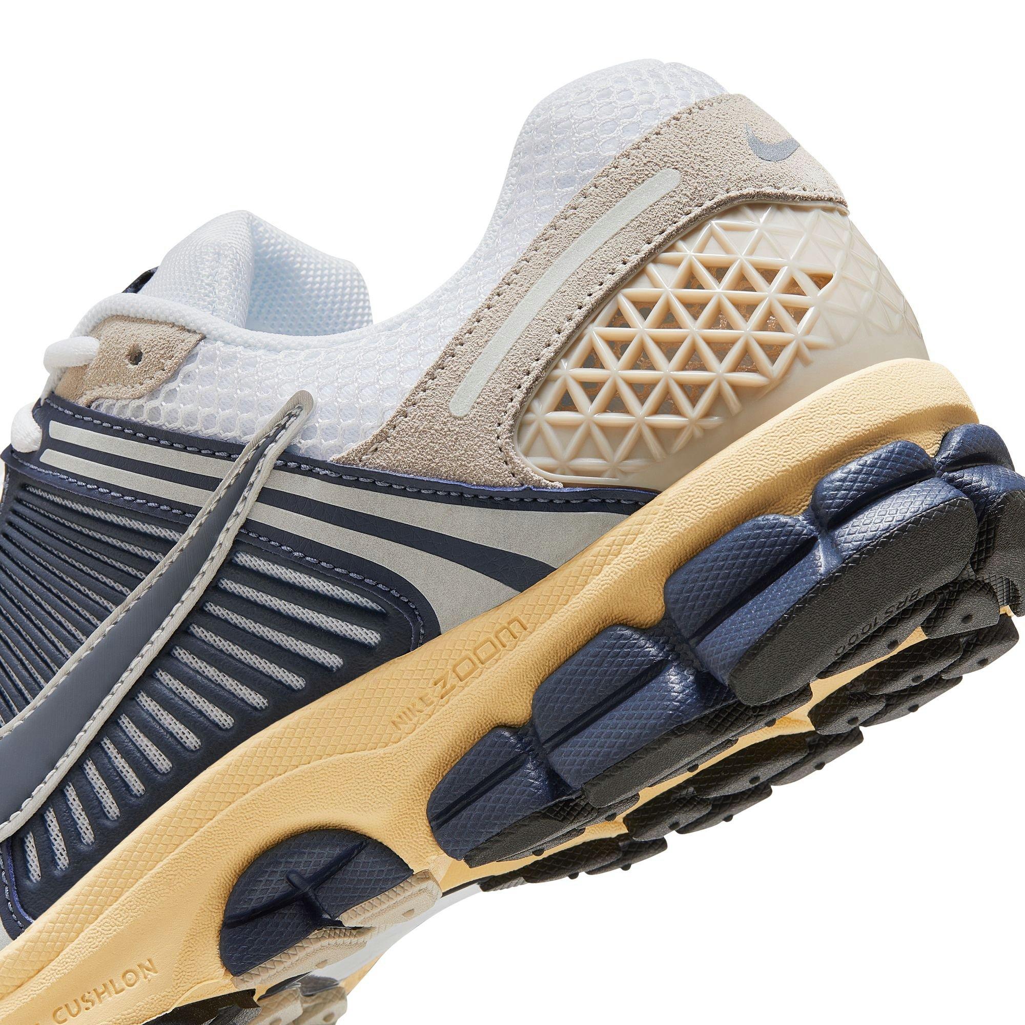 Nike Zoom Vomero 5 "White/Thunder Blue/Cream II" Men's Shoe - WHITE/BEIGE Thumbnail View 10