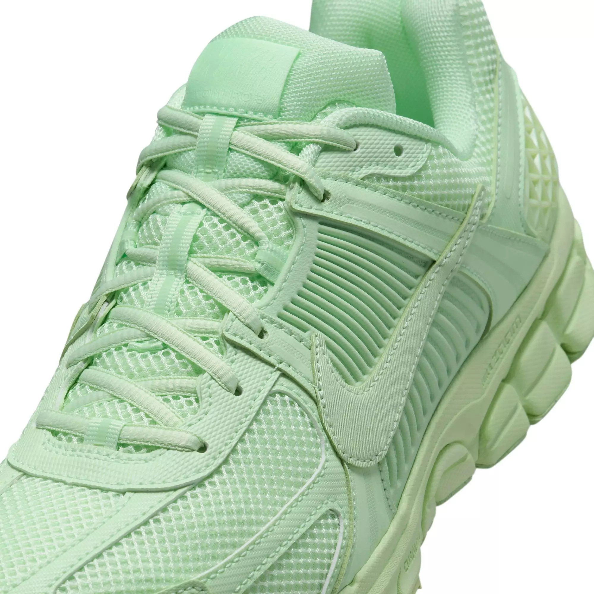 Nike Zoom Vomero 5 "Vapor Green" Unisex Running Shoe - DK GREEN