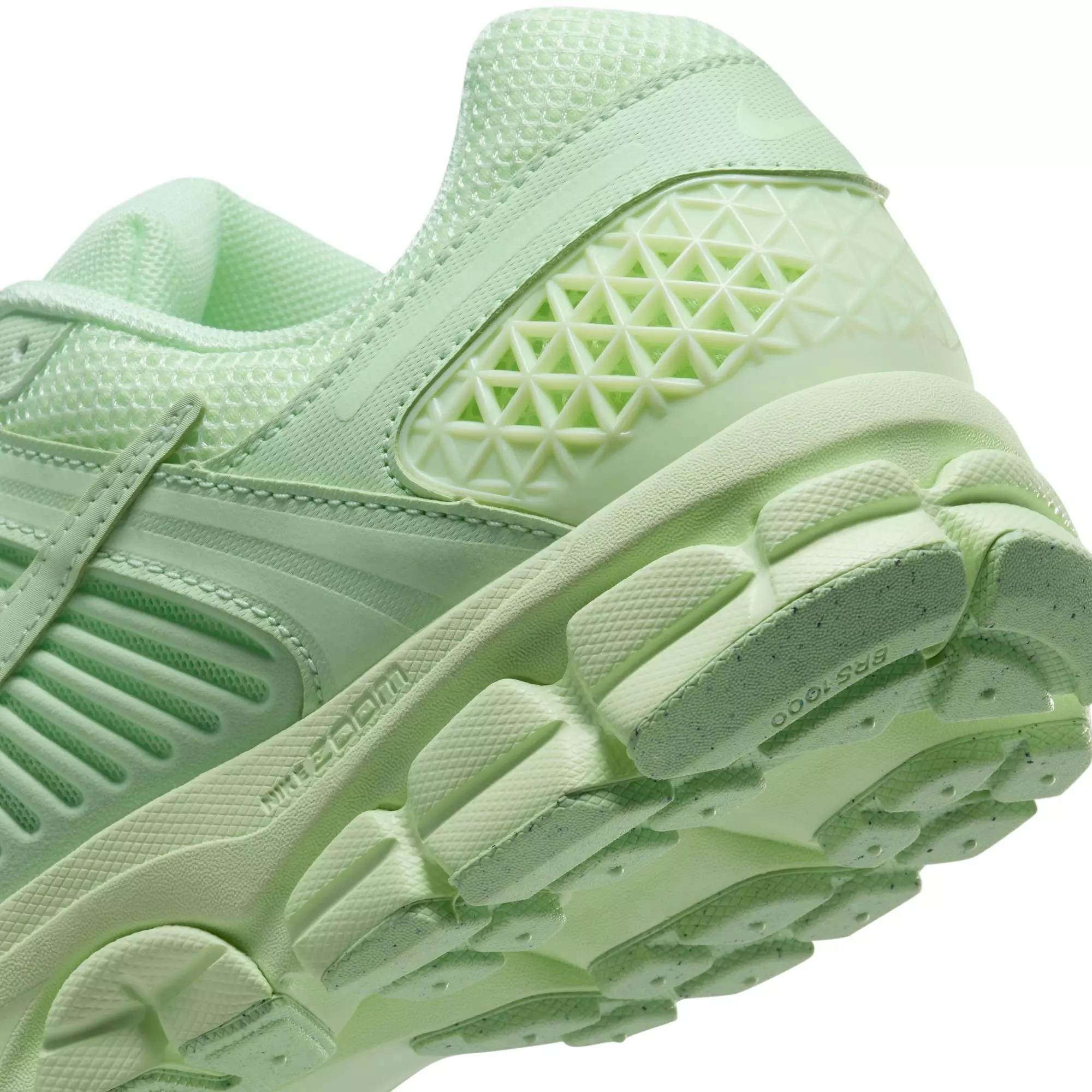 Nike Zoom Vomero 5 "Vapor Green" Unisex Running Shoe - DK GREEN