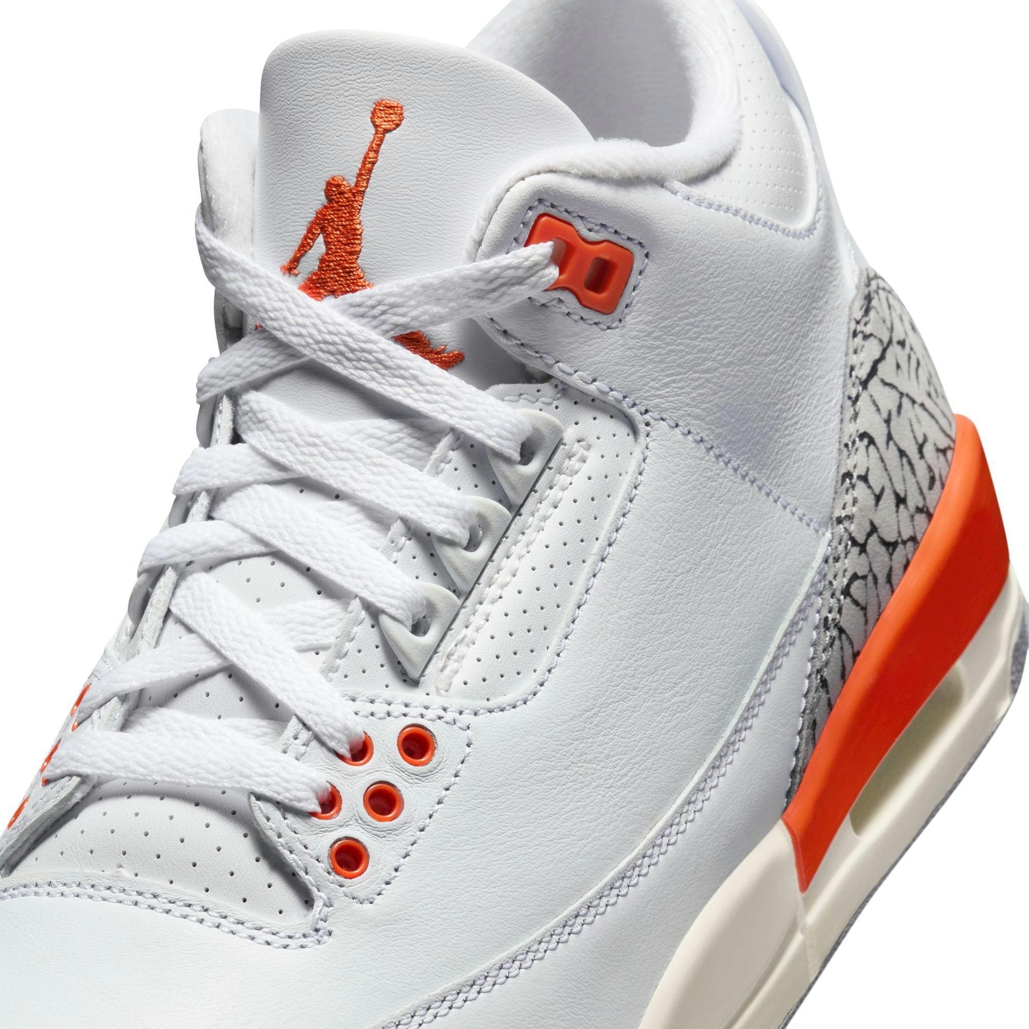 Jordan 3 Retro &ldquo;Georgia Peach&rdquo; Women's Shoe - COSMIC CLAY/SAIL/CEMENT GREY Thumbnail View 4