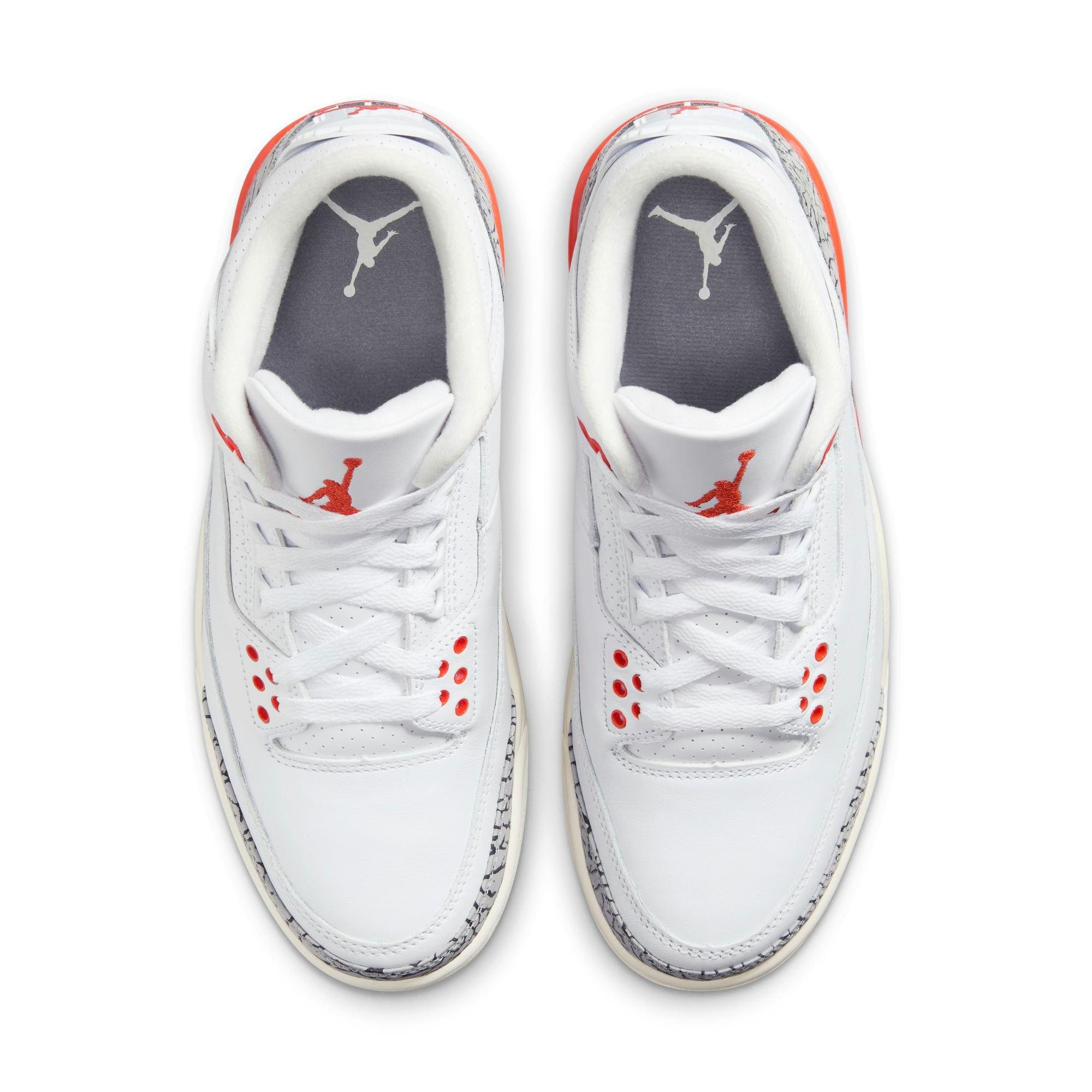 Jordan 3 Retro &ldquo;Georgia Peach&rdquo; Women's Shoe - COSMIC CLAY/SAIL/CEMENT GREY Thumbnail View 9
