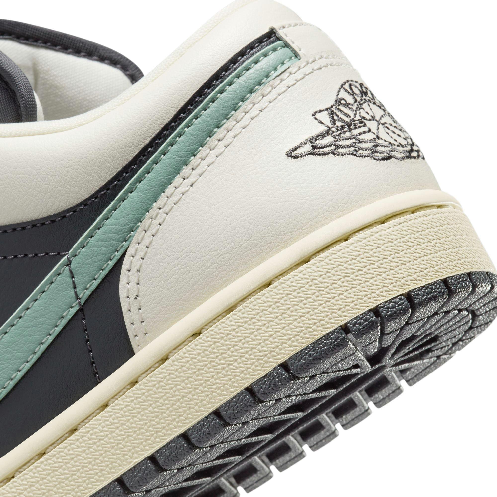 Jordan 1 Low "Anthracite/Jade Smoke/Sail/Legend Sand" Women's Shoe - GREEN Thumbnail View 10