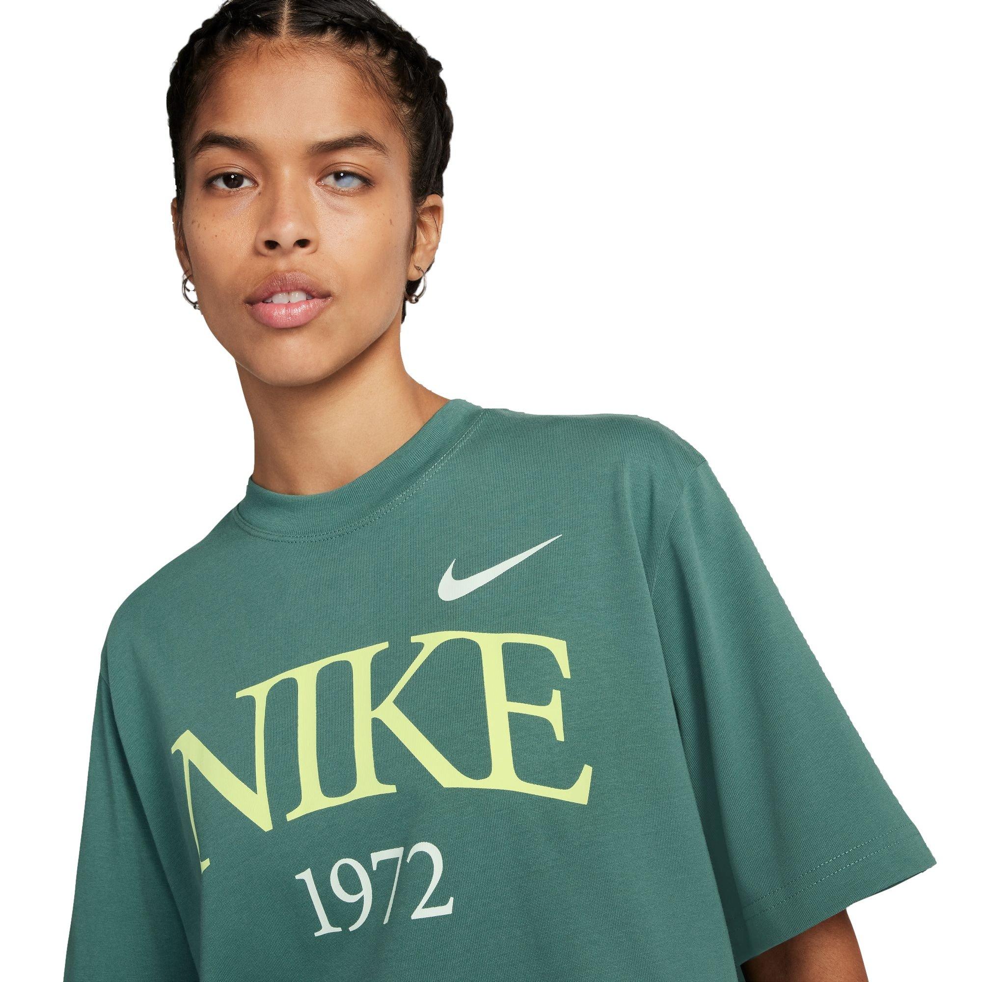 Nike Sportswear Classic Boxy Women's Dk Green Tee