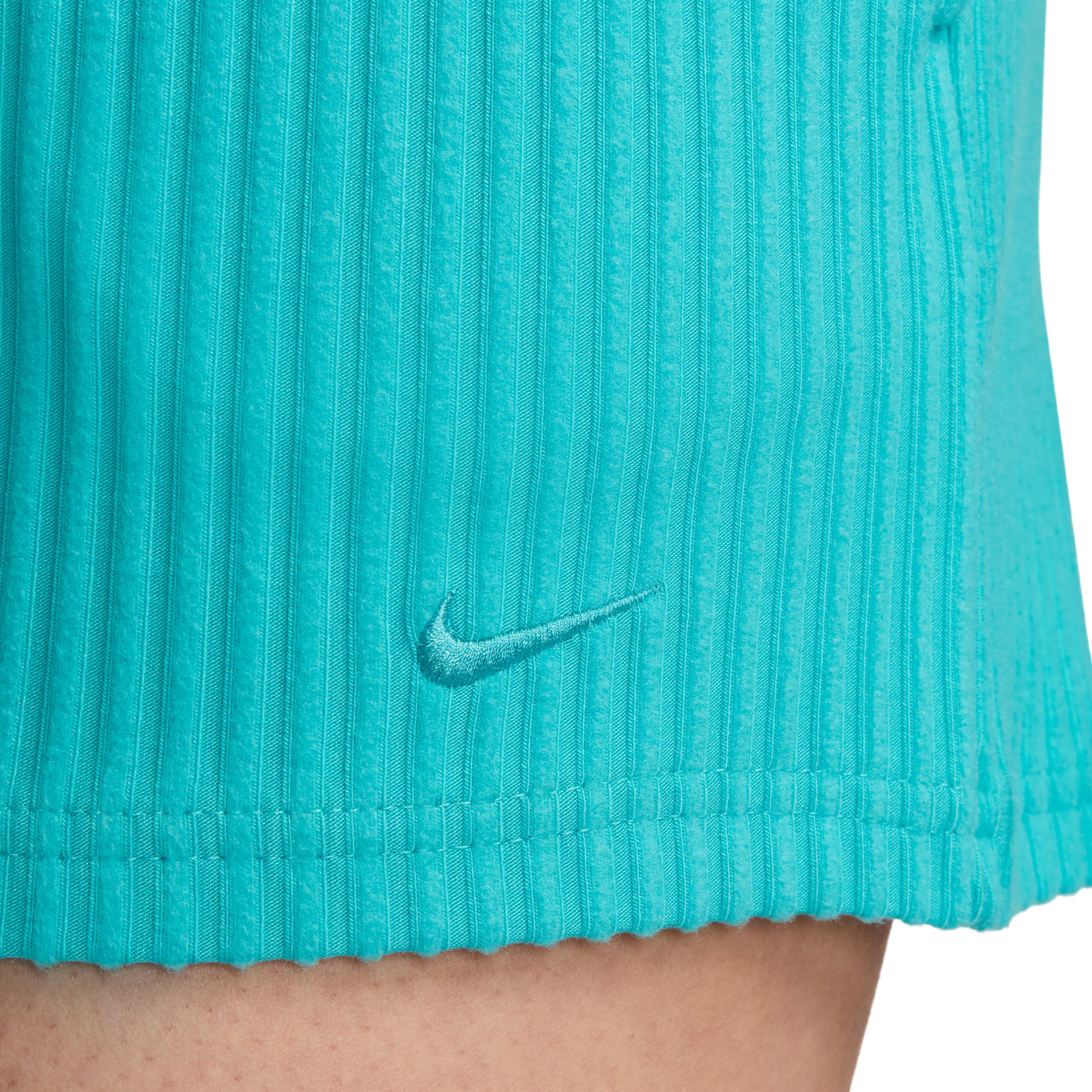 Nike Sportswear Chill Knit High-Waisted Slim 3" Ribbed Women's Shorts