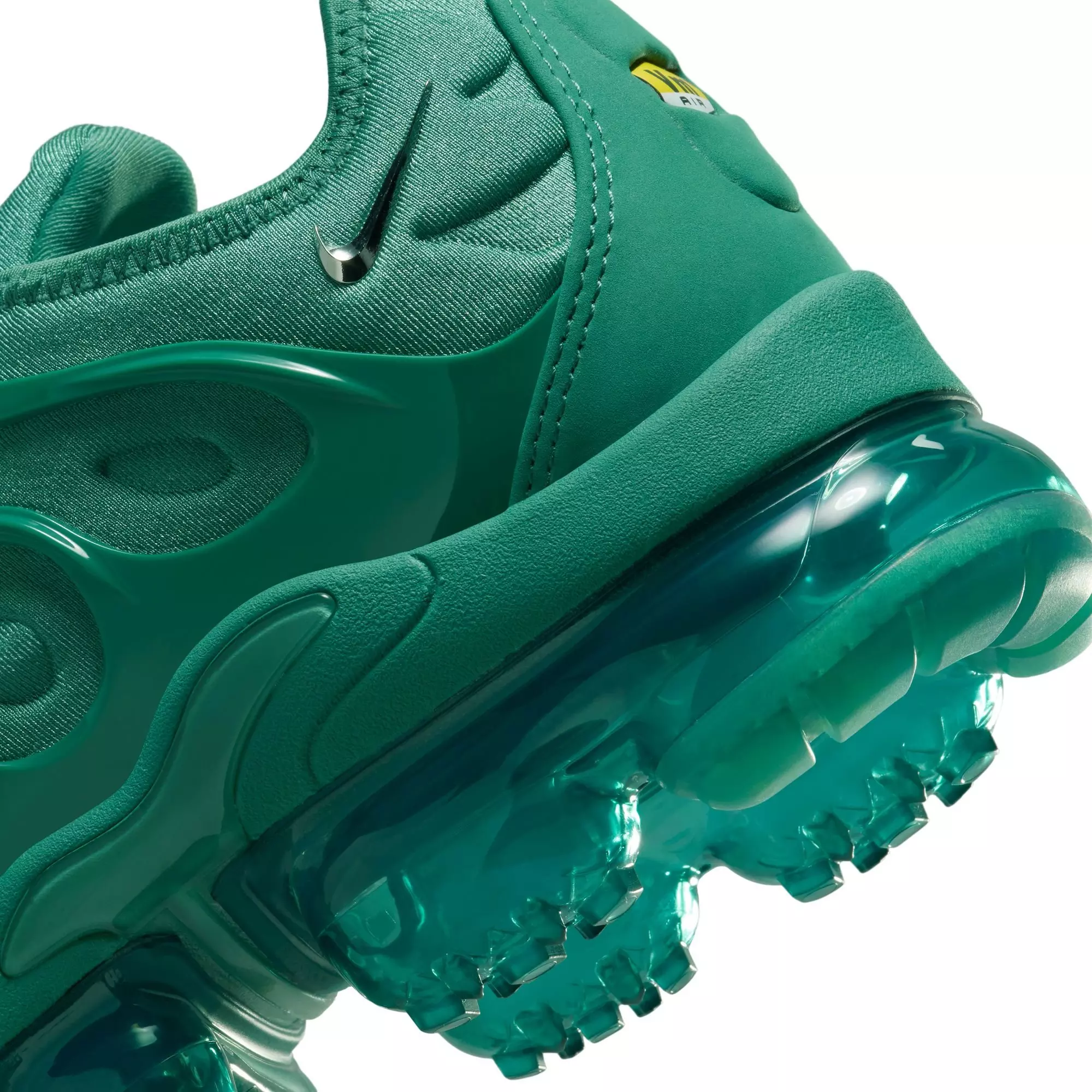 Nike VaporMax Plus "Bicoastal/Chrome/Metallic Silver" Women's Shoe - WHITE/GREEN