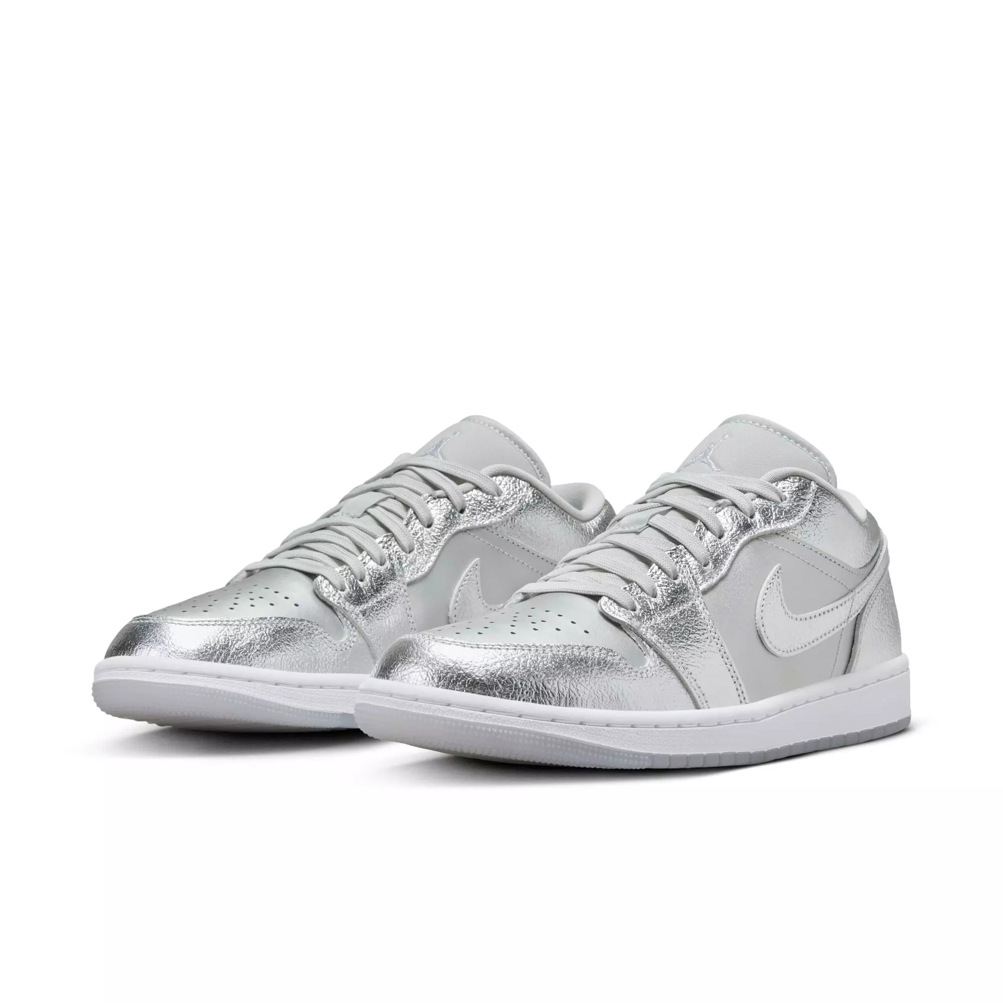 Jordan 1 Low "Metallic Silver/Photon Dust/Wolf Grey" Women's Shoe - WHITE/SILVER