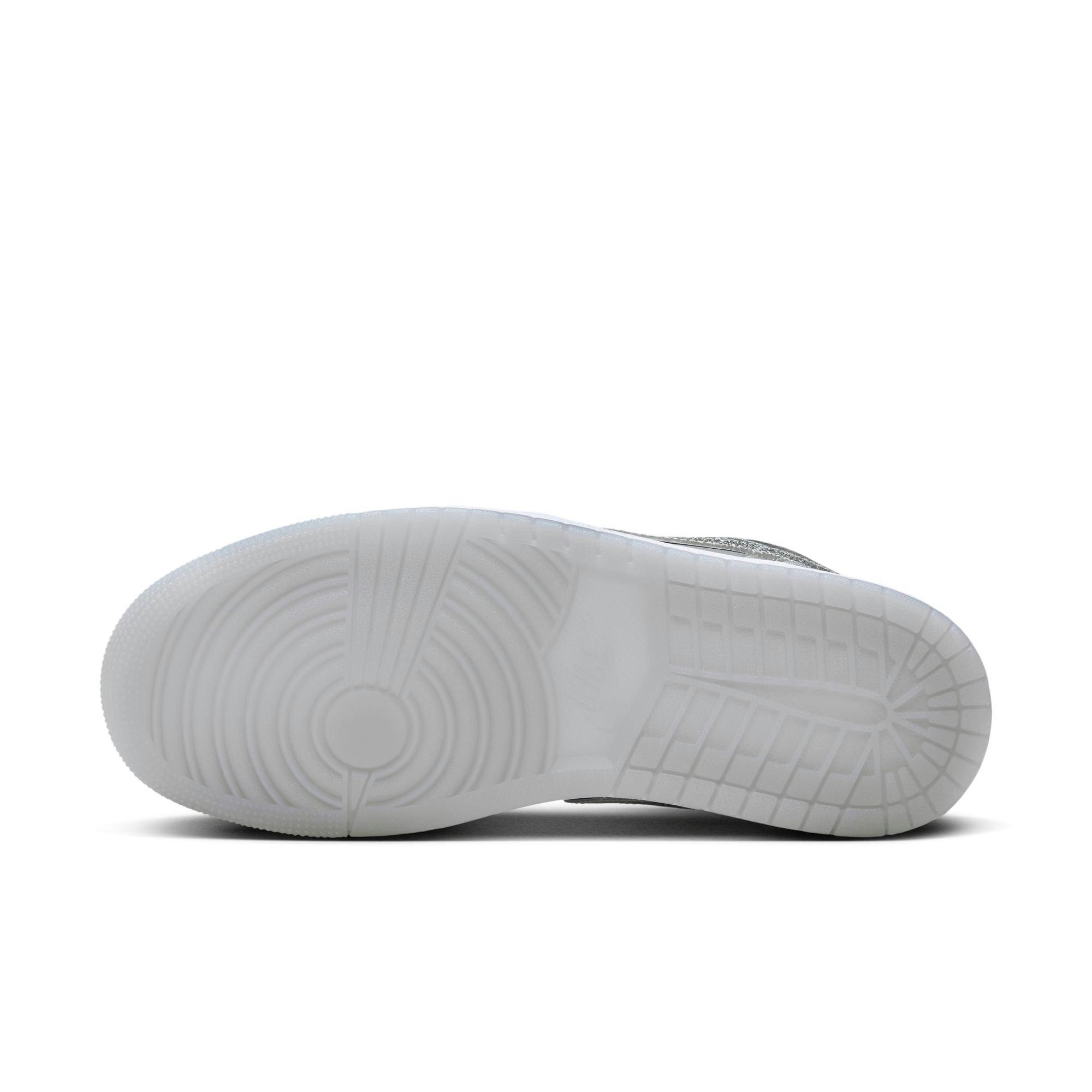 Jordan 1 Low "Metallic Silver/Photon Dust/Wolf Grey" Women's Shoe - WHITE/SILVER Thumbnail View 9