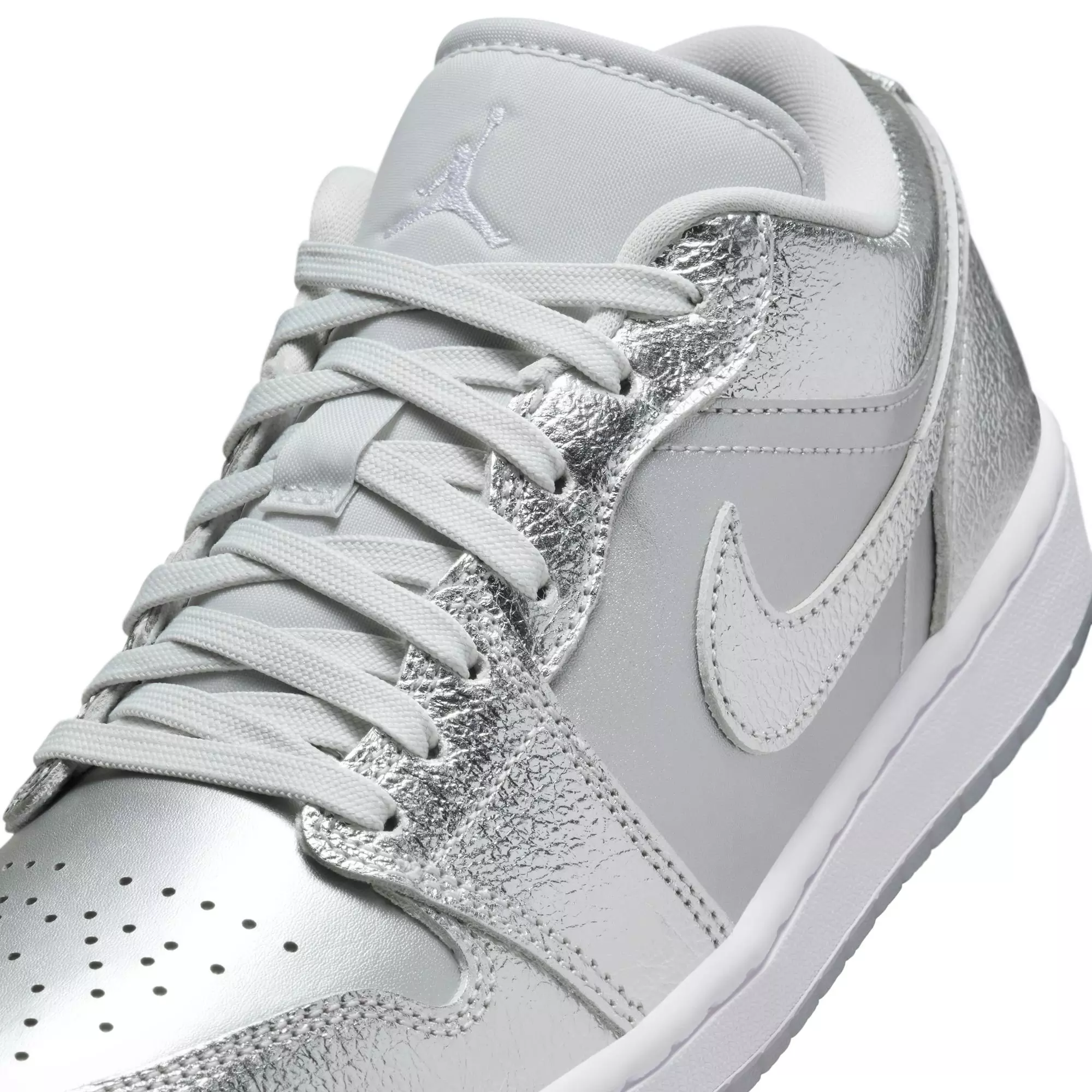 Jordan 1 Low "Metallic Silver/Photon Dust/Wolf Grey" Women's Shoe - WHITE/SILVER