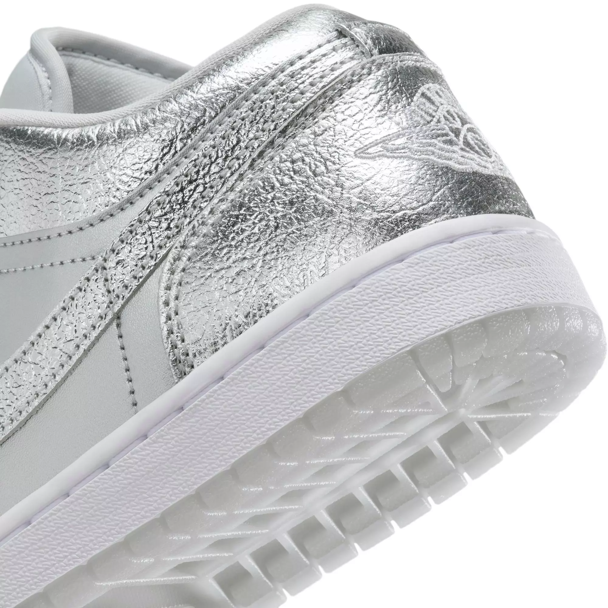Jordan 1 Low "Metallic Silver/Photon Dust/Wolf Grey" Women's Shoe - WHITE/SILVER