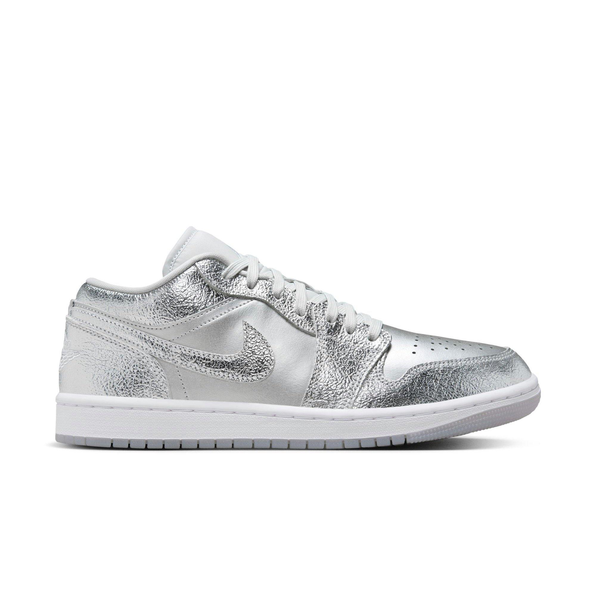 Jordan 1 Low "Metallic Silver/Photon Dust/Wolf Grey" Women's Shoe - WHITE/SILVER Thumbnail View 1
