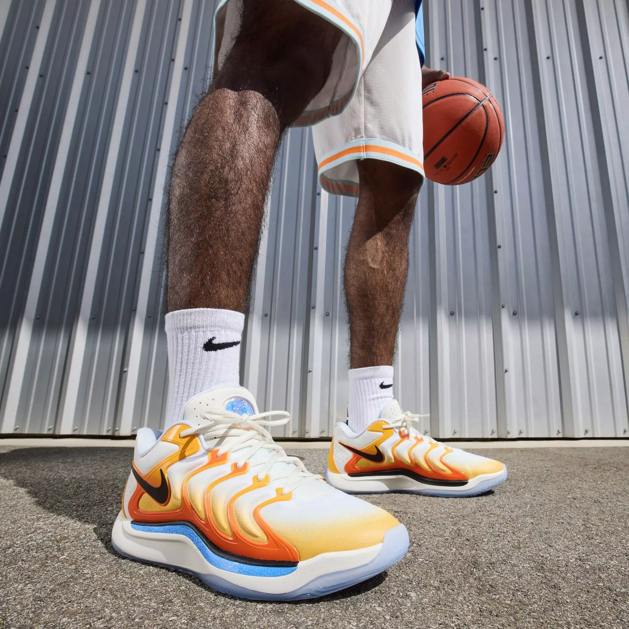 Nike KD17 "Sunrise" Men's Basketball Shoe - UNIVERSITY GOLD/BLACK/SAFETY ORANGE