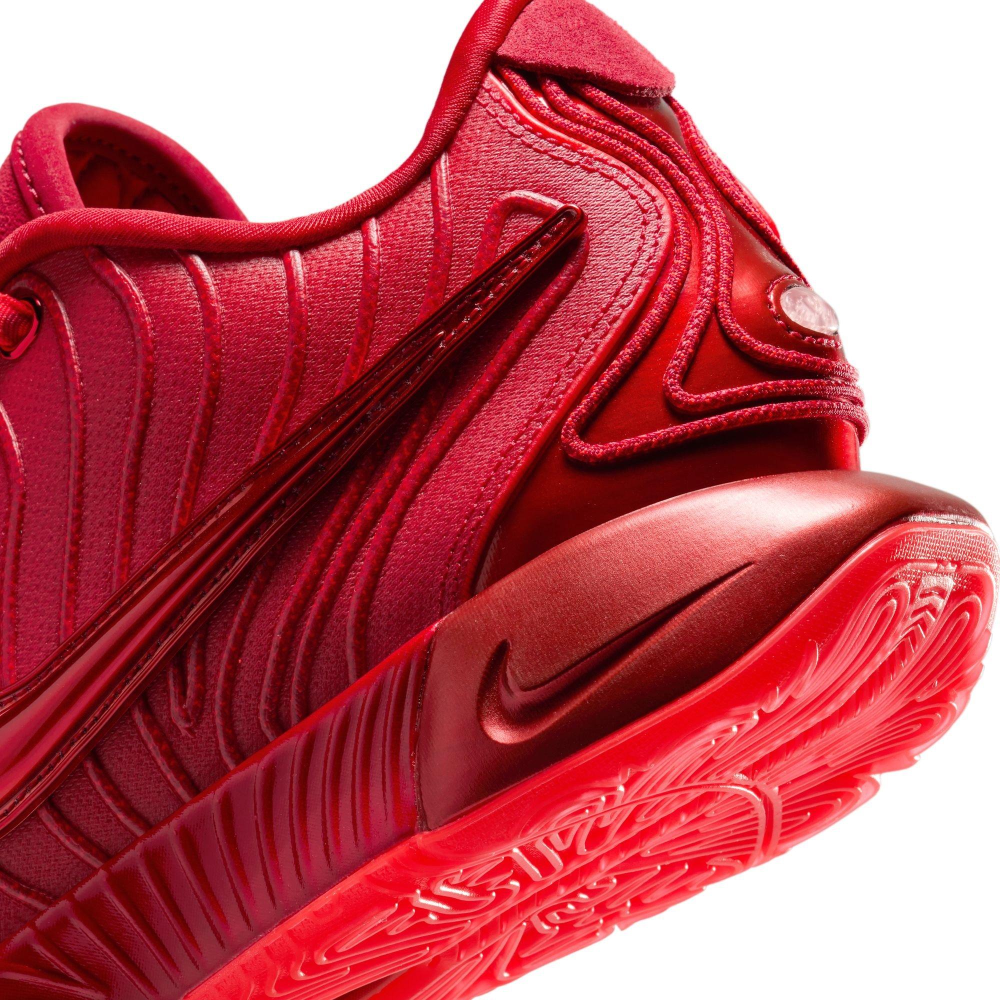 Nike LeBron XXI 