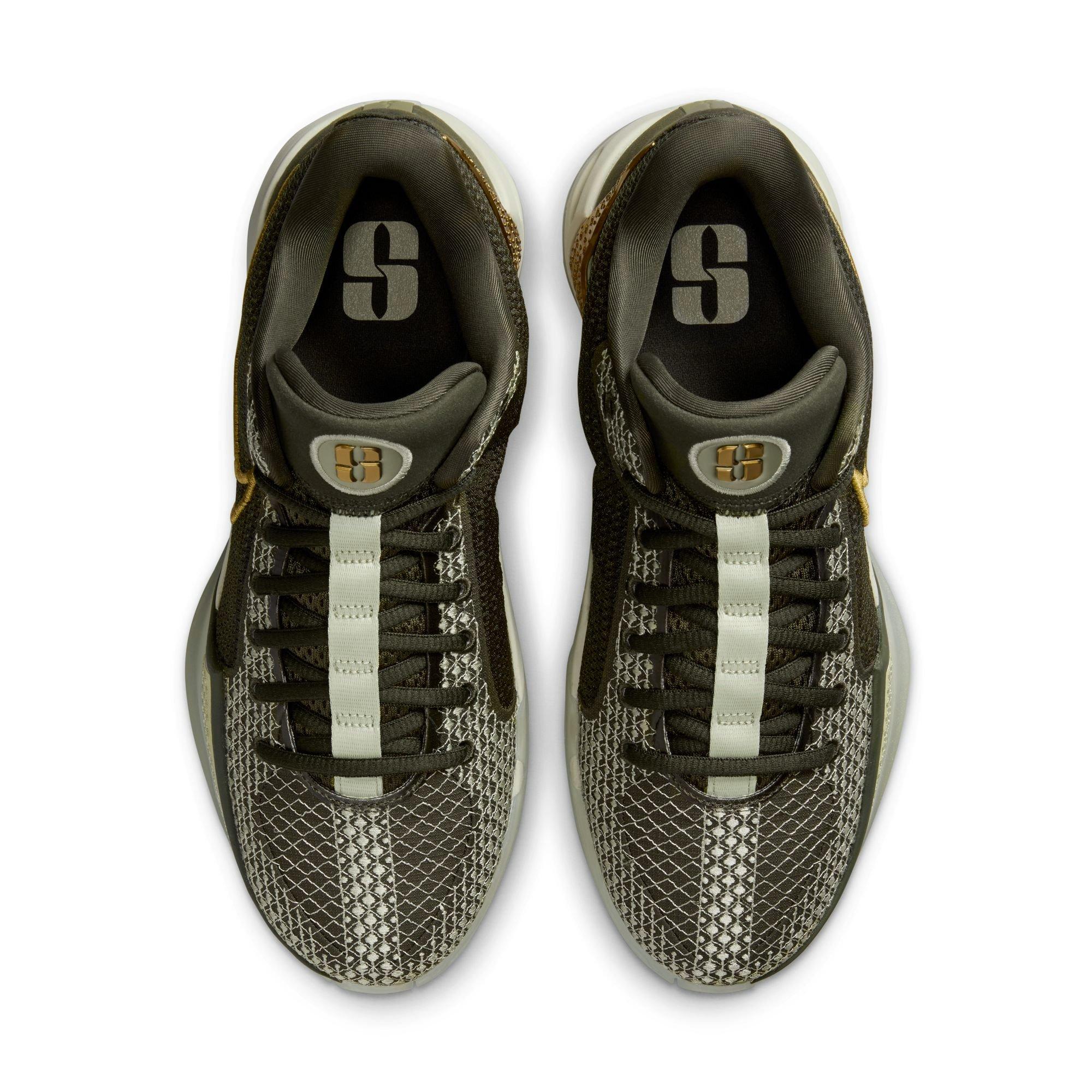 Nike Sabrina 1 "Dedication" Basketball Shoe - CARGO KHAKI/METALLIC GOLD/OLIVE AURA Thumbnail View 9