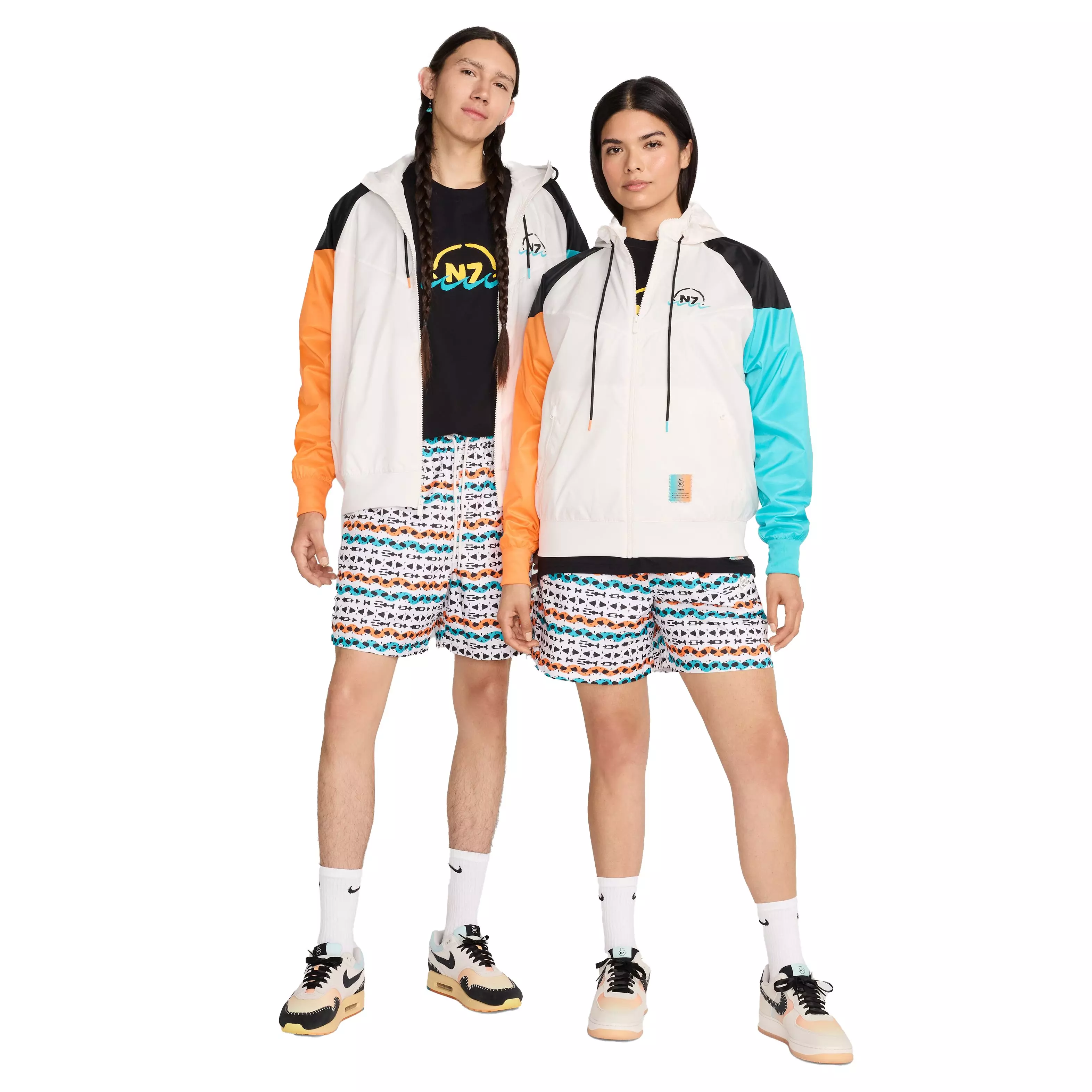 Nike Men's N7 Woven Windrunner Hooded Jacket - GREY