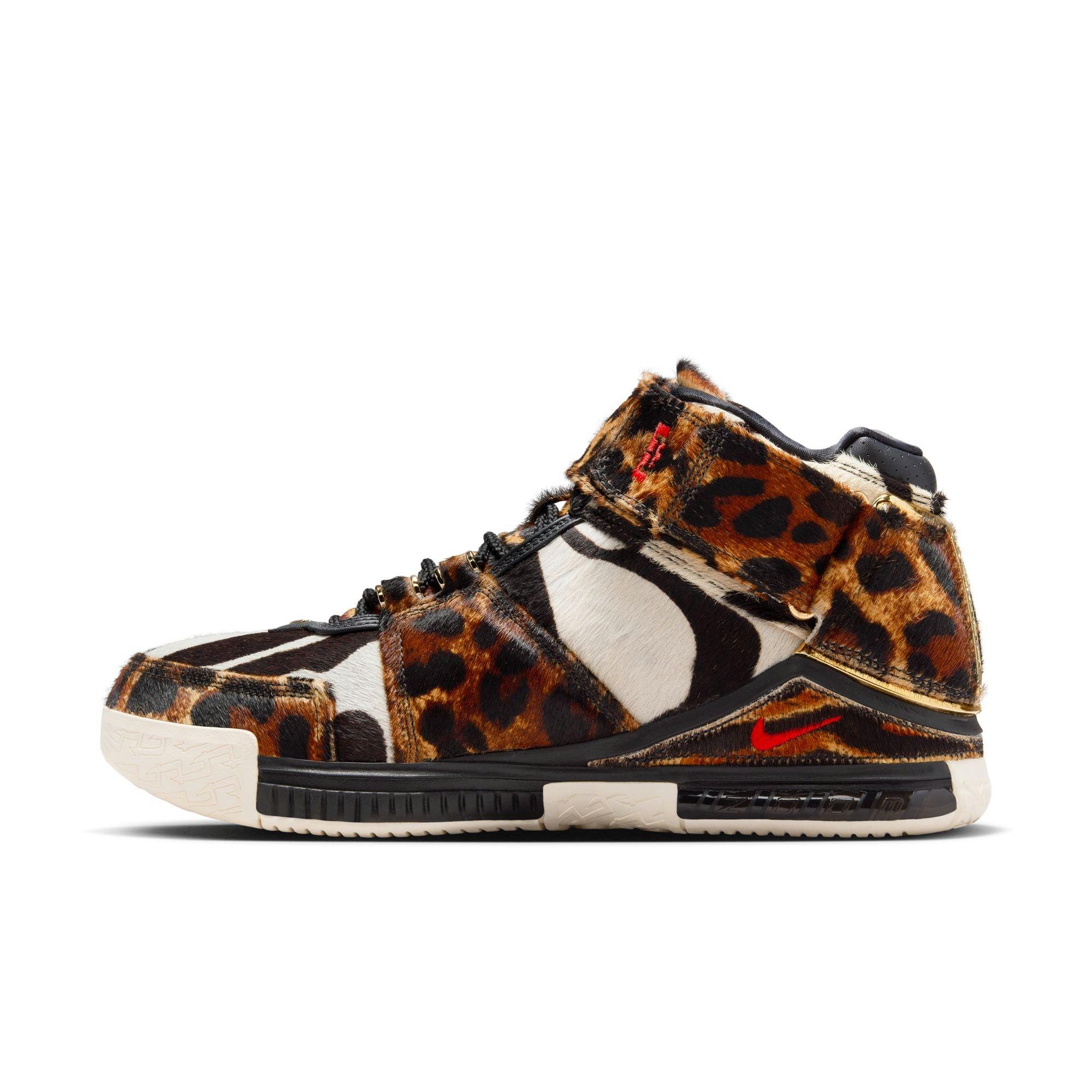 Nike Zoom LeBron 2 LX "Beast" Men's Basketball Shoe - MAPLE/UNIVERSITY RED/BLACK Thumbnail View 10