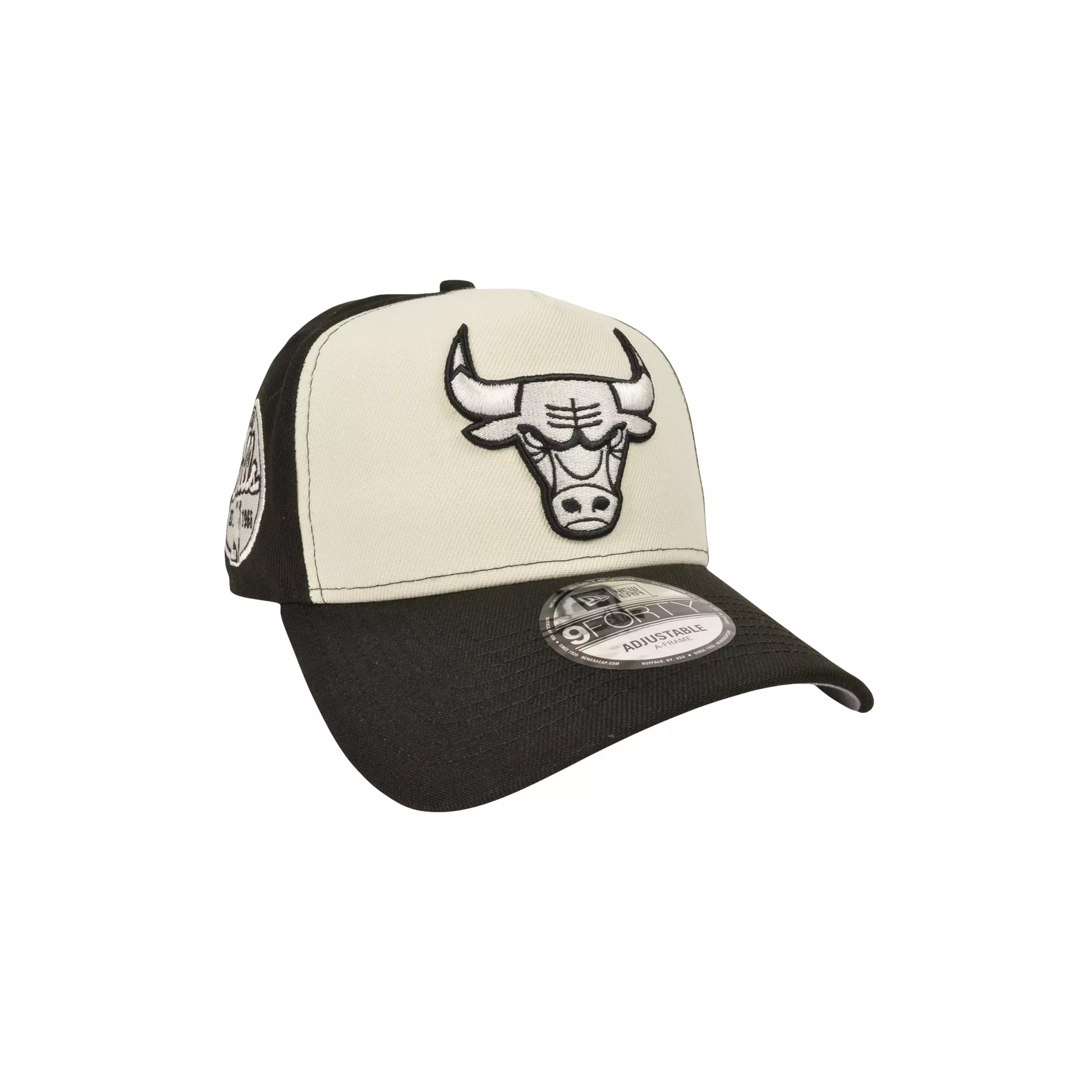New Era Chicago Bulls 9FORTY Team Snapback-Black/Cream - CREAM