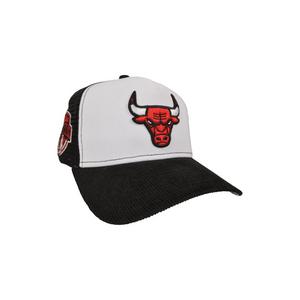 New Era Chicago Bulls 9FORTY Established '66 Mesh Snapback Hat-Black/White