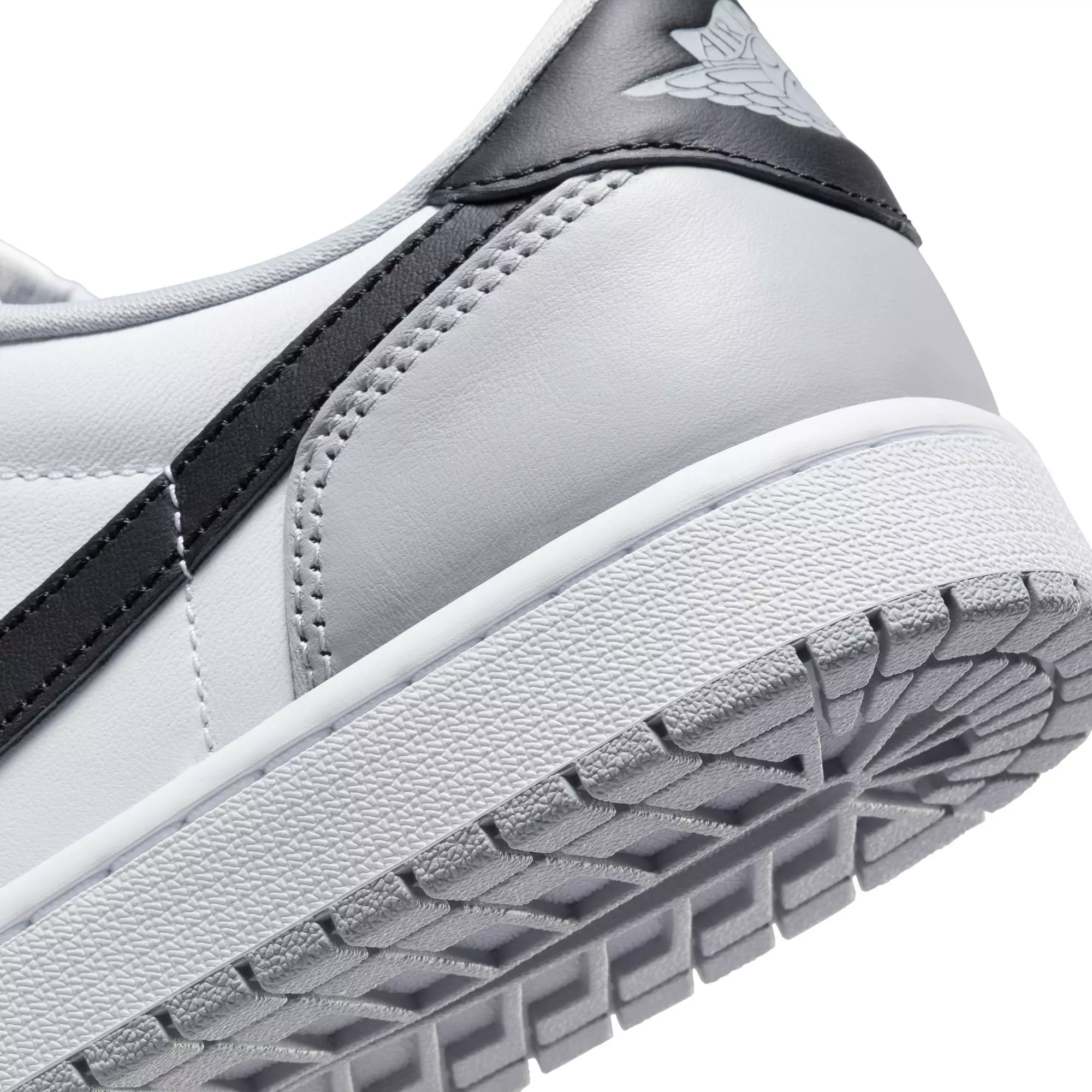 Jordan 1 Low OG "Wolf Grey" Men's Shoe - WHITE/BLACK/WOLF GREY