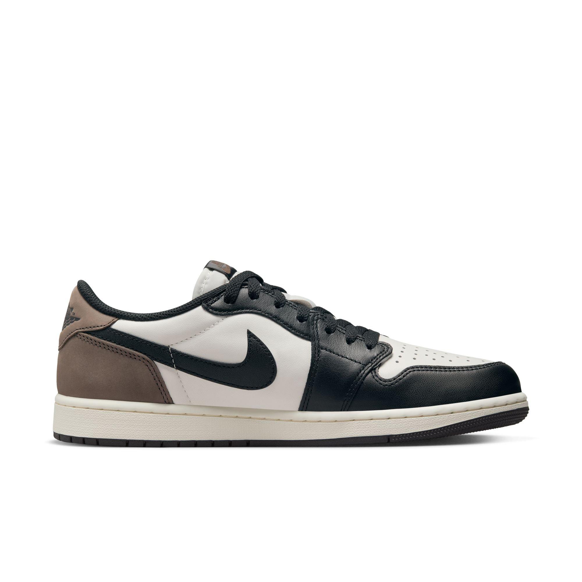 Jordan 1 on sale Low Mocha, Size Youth 7