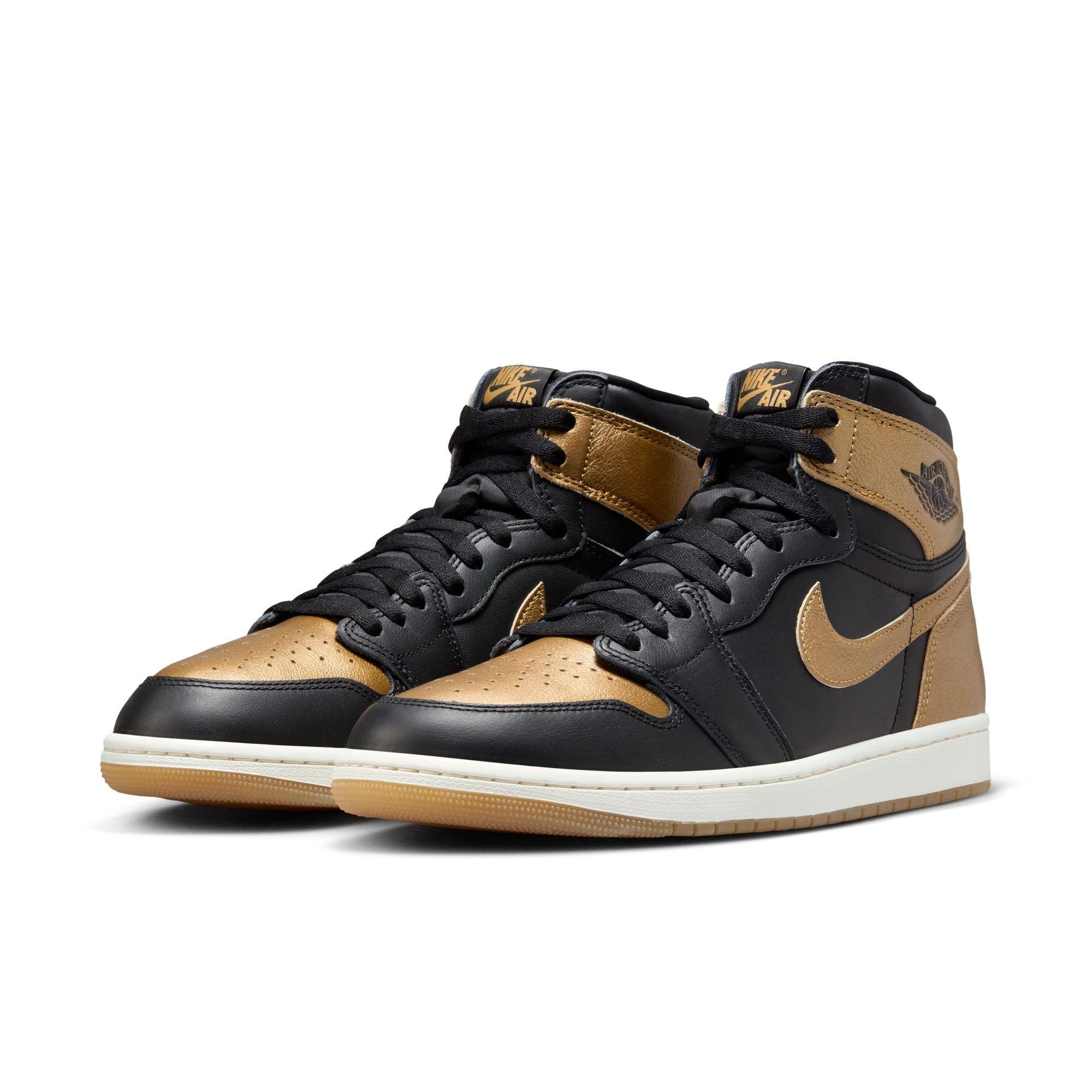 Jordan 1 Retro High OG "Black And Gold" Men's Shoe - BLACK/METALLIC GOLD/SAIL Thumbnail View 3
