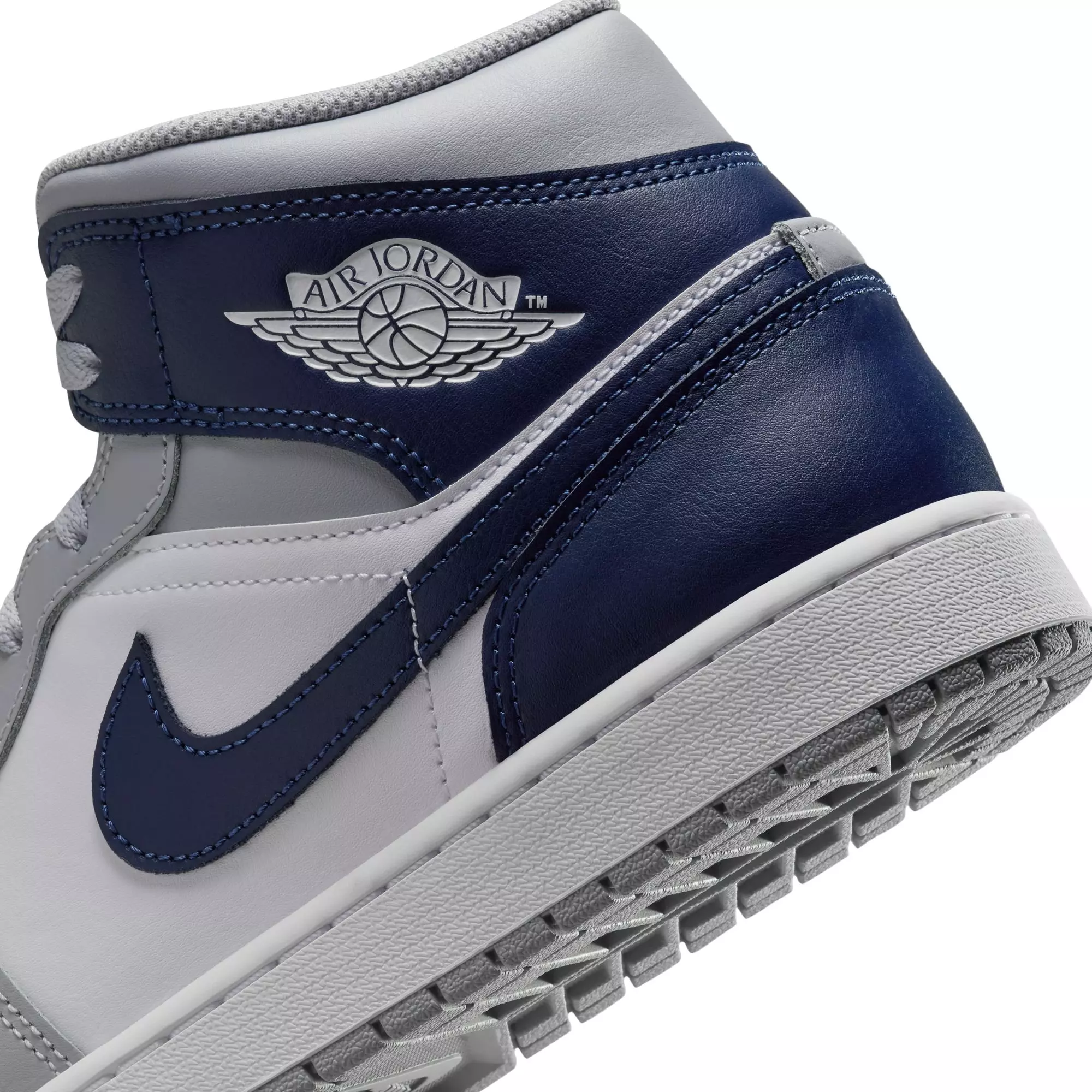 Jordan 1 Mid "White/Midnight Navy/Wolf Grey" Men's Shoe - WHITE/NAVY