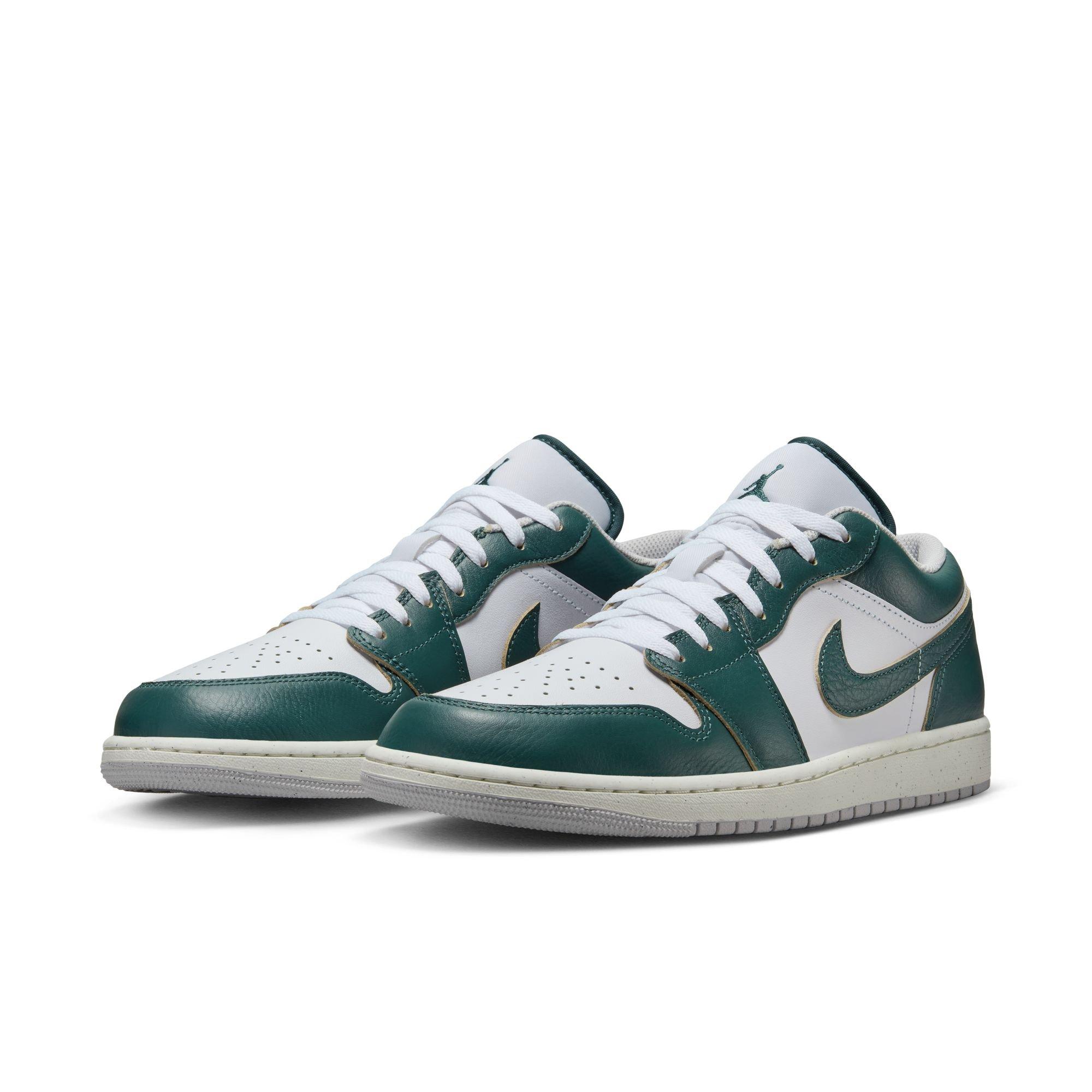 Jordan 1 Low SE "Oxidized Green" Men's Shoe - OXIDIZED GREEN/WHITE/SAIL Thumbnail View 5