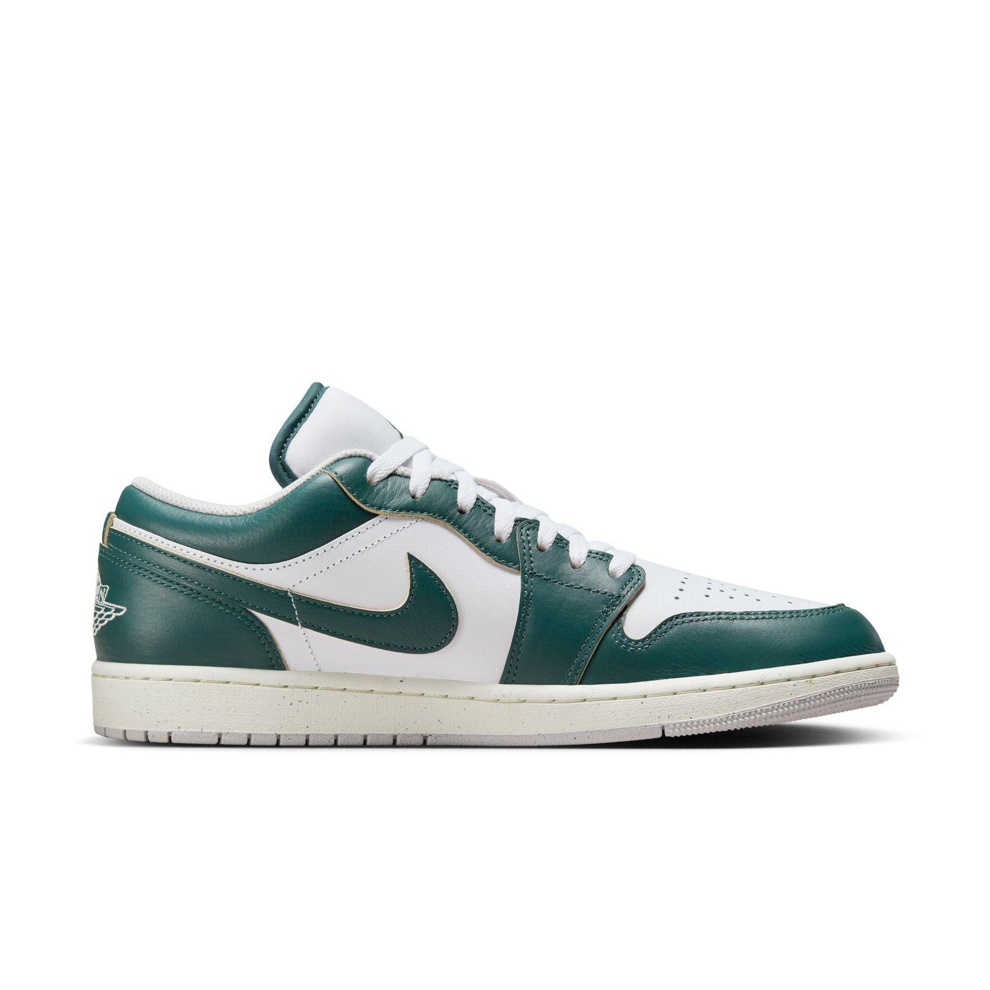 Jordan 1 Low SE "Oxidized Green" Men's Shoe - OXIDIZED GREEN/WHITE/SAIL Thumbnail View 2