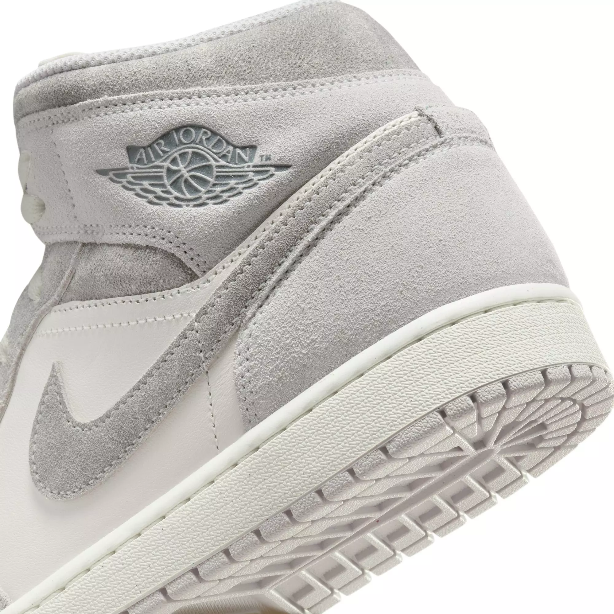 Jordan 1 Mid SE "Neutral Grey/Smoke Grey/Sail" Men's Shoe - GREY/WHITE