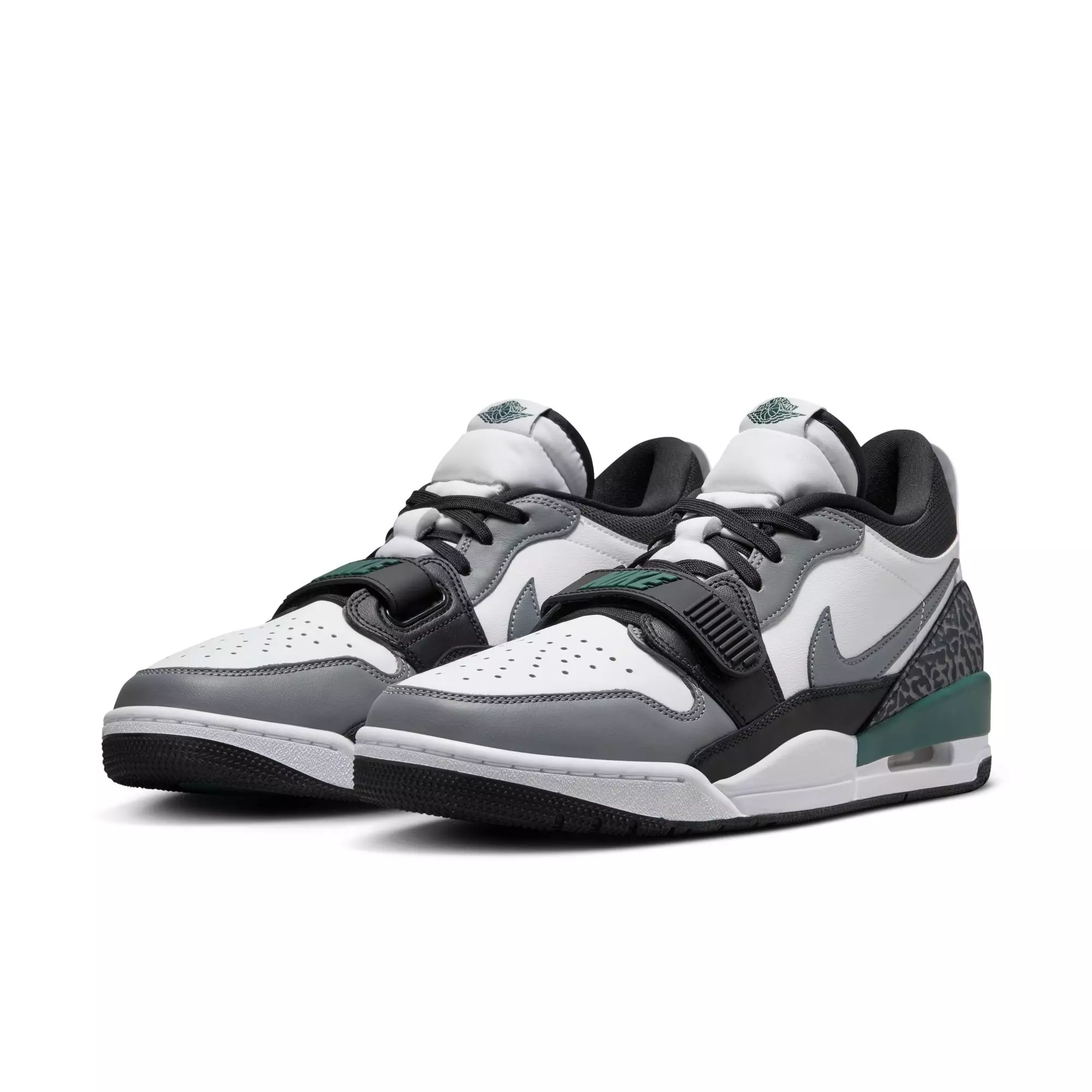 Jordan Legacy 312 Low "Oxidized Green" Men's Shoe - WHITE/OXIDIZED GREEN/BLACK