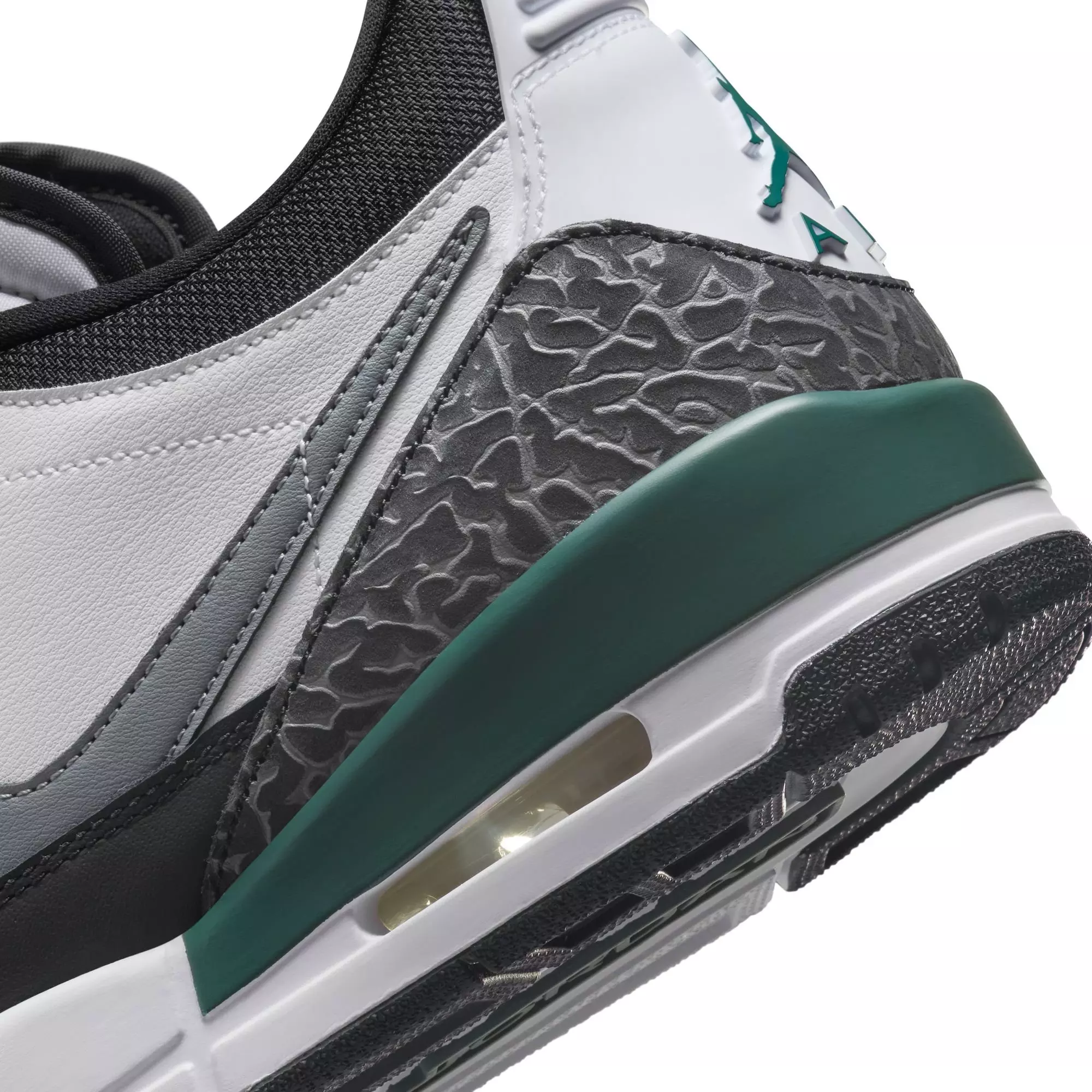 Jordan Legacy 312 Low "Oxidized Green" Men's Shoe - WHITE/OXIDIZED GREEN/BLACK