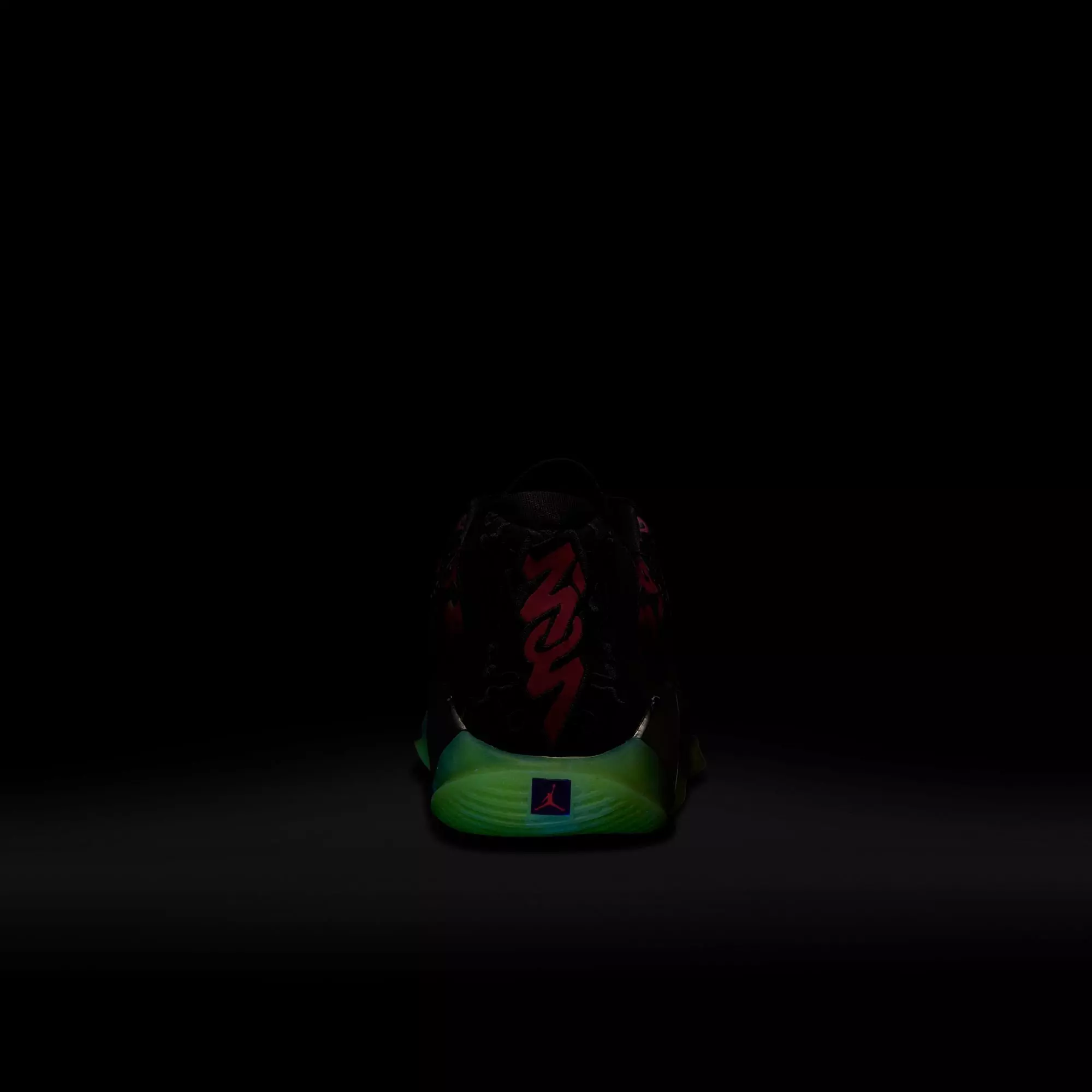 Jordan Zion 3 "Lift Off" Men's Basketball Shoe - BLACK/RED