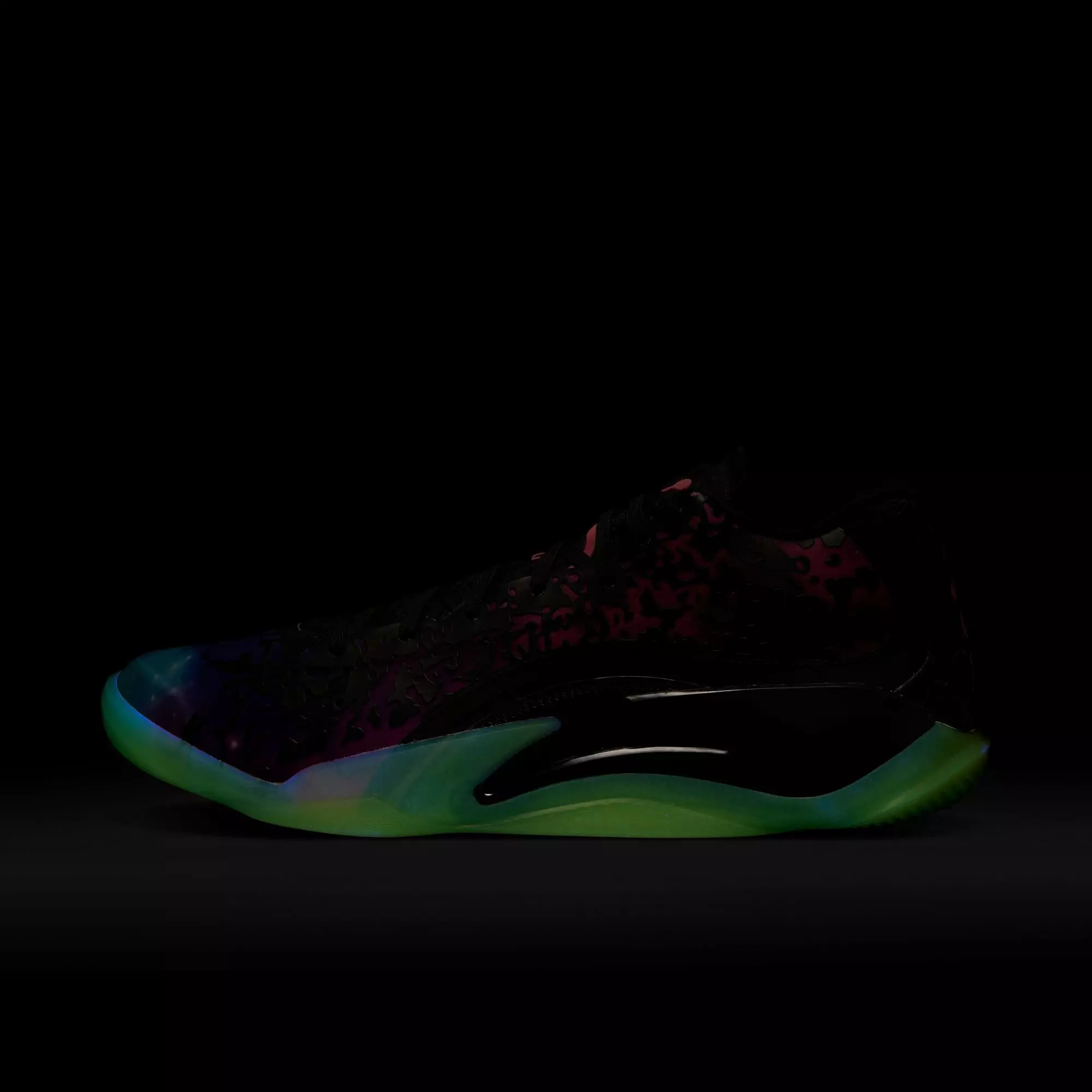 Jordan Zion 3 "Lift Off" Men's Basketball Shoe - BLACK/RED