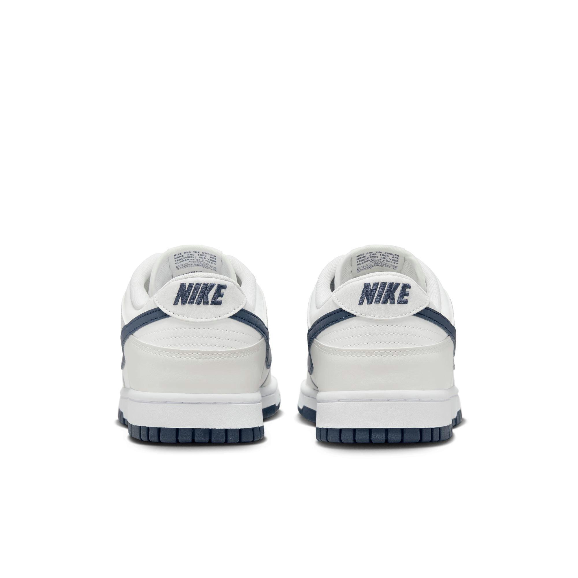 Nike Dunk Low Retro 