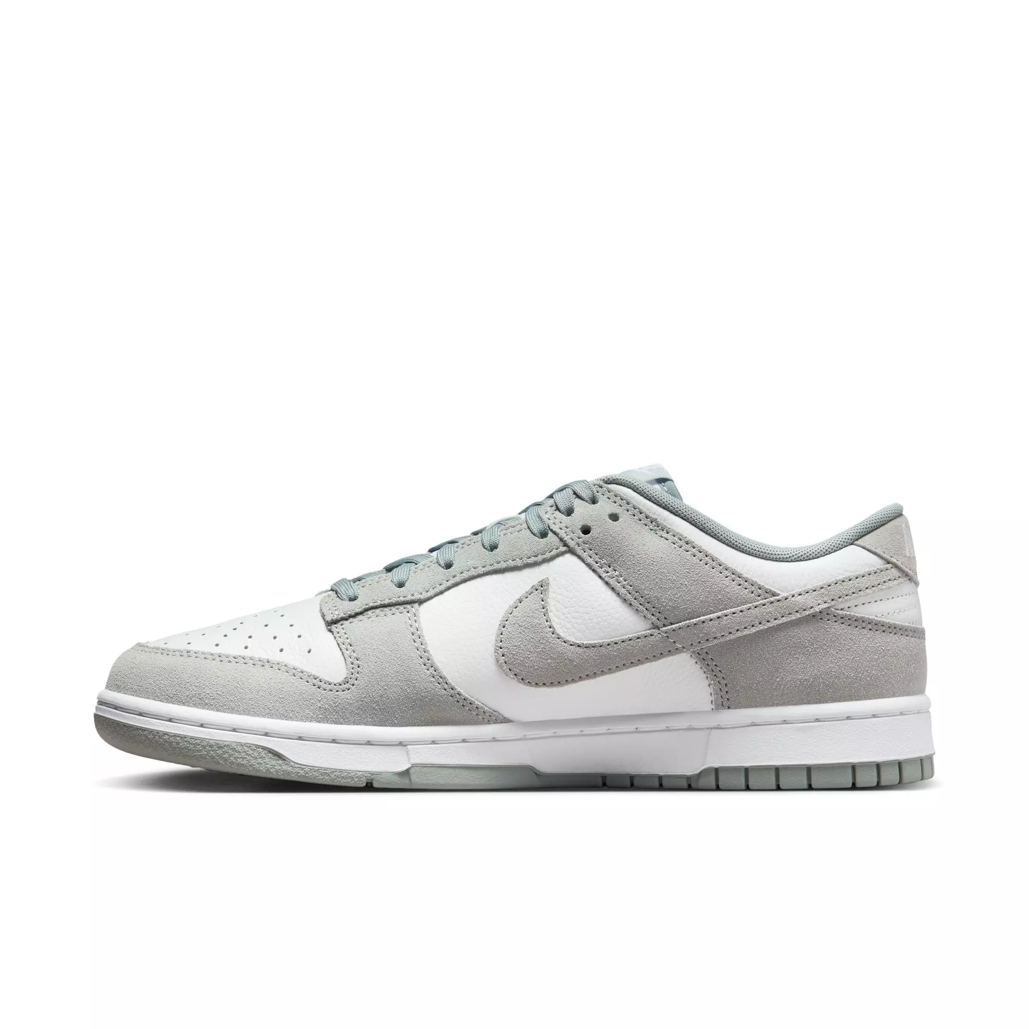 Nike Dunk Low Retro SE "White/Light Pumice" Men's Shoe