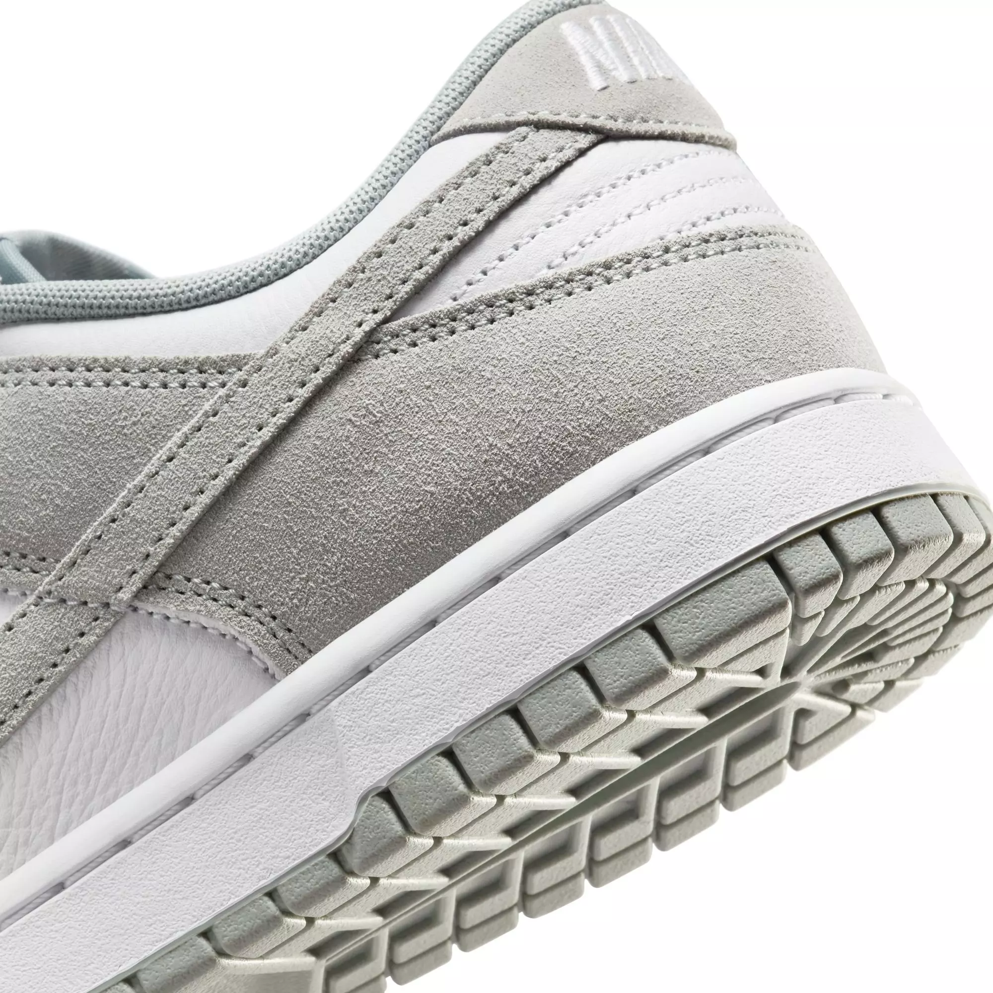 Nike Dunk Low Retro SE "White/Light Pumice" Men's Shoe - WHITE/GREY
