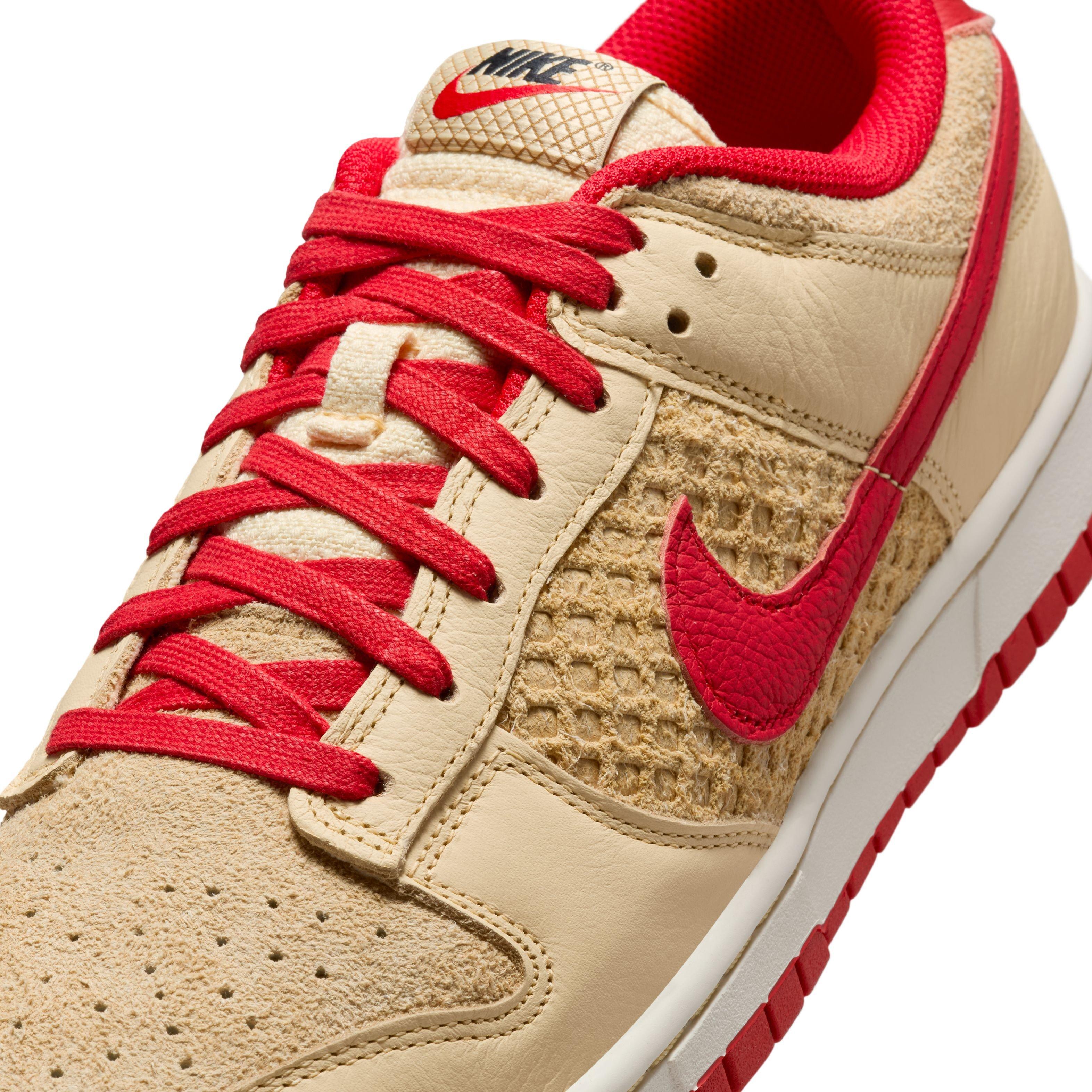 Nike Dunk Low Retro SE &ldquo;Strawberry Waffle&rdquo; Men's Shoe - PALE VANILLA/UNIVERSITY RED/SAIL Thumbnail View 4