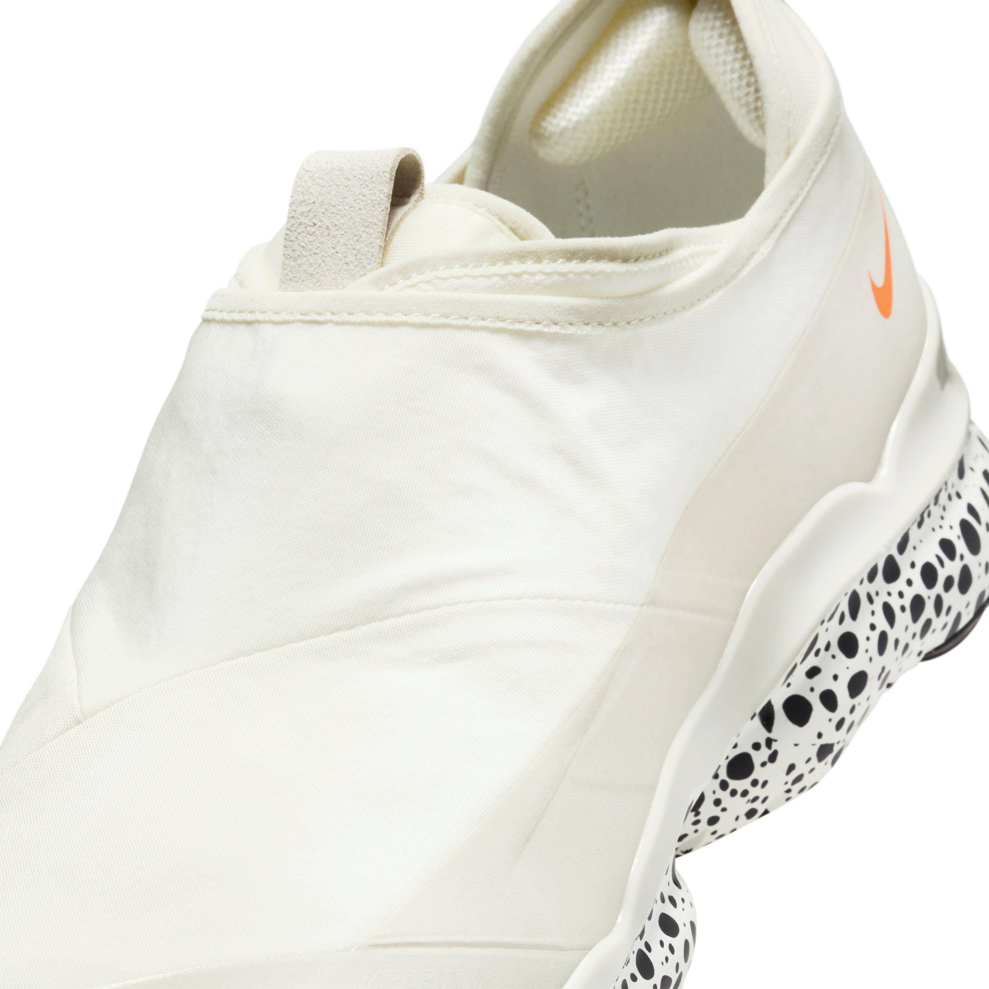 Nike Air VaporMax Moc Roam "Electric" Men's Shoe - TOTAL ORANGE/LIGHT BONE/BLACK Thumbnail View 4