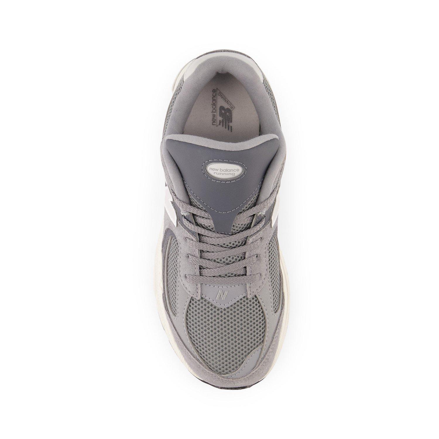 NICE New Balance size 5 Youth 2002R Steel Grey shoes Amazon.com | New Balance 2002R Steel (GS) Big Kids Shoes  main image 4