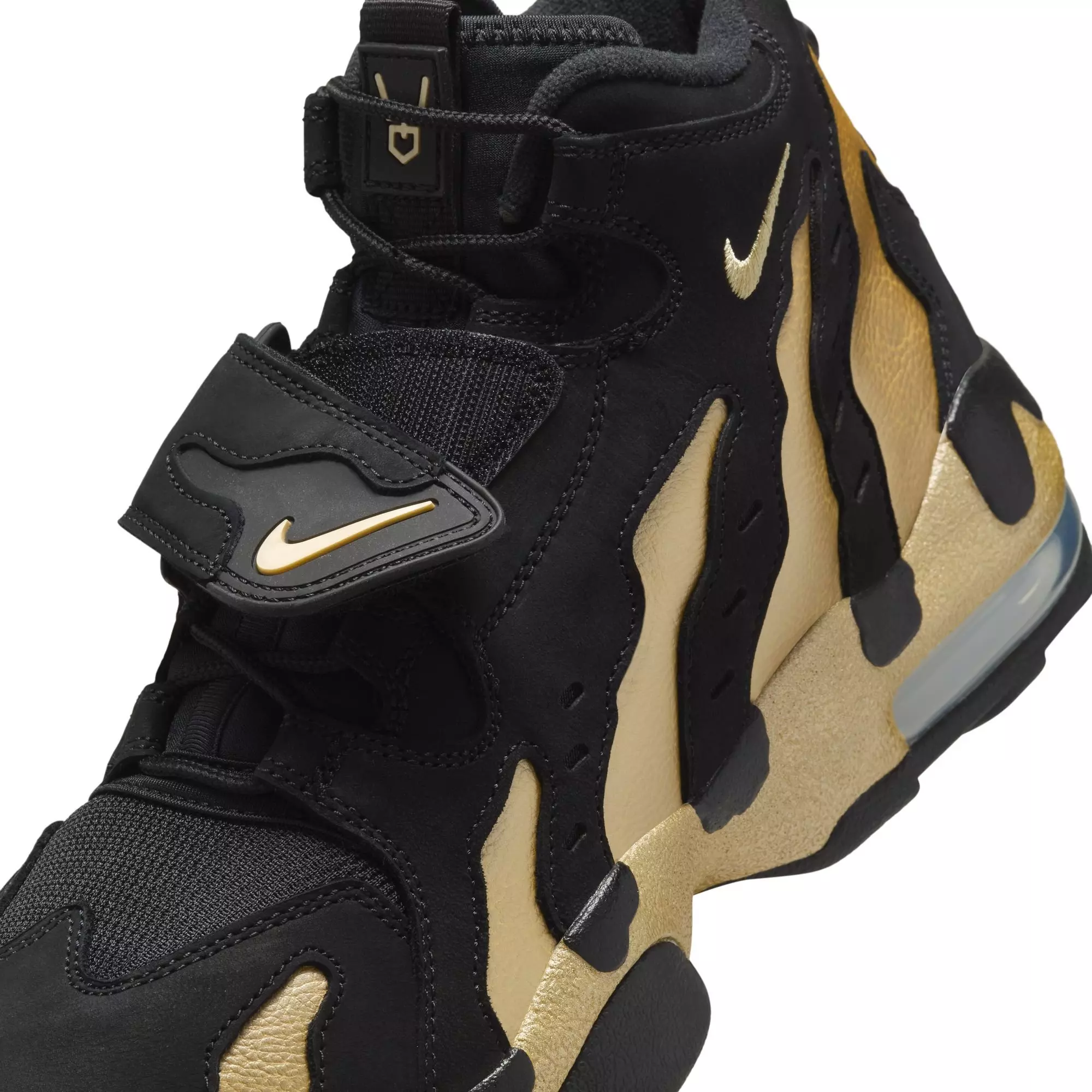 Nike Air DT Max '96 "Colorado Home" Men's Shoe - BLACK/VEGAS GOLD/WHITE