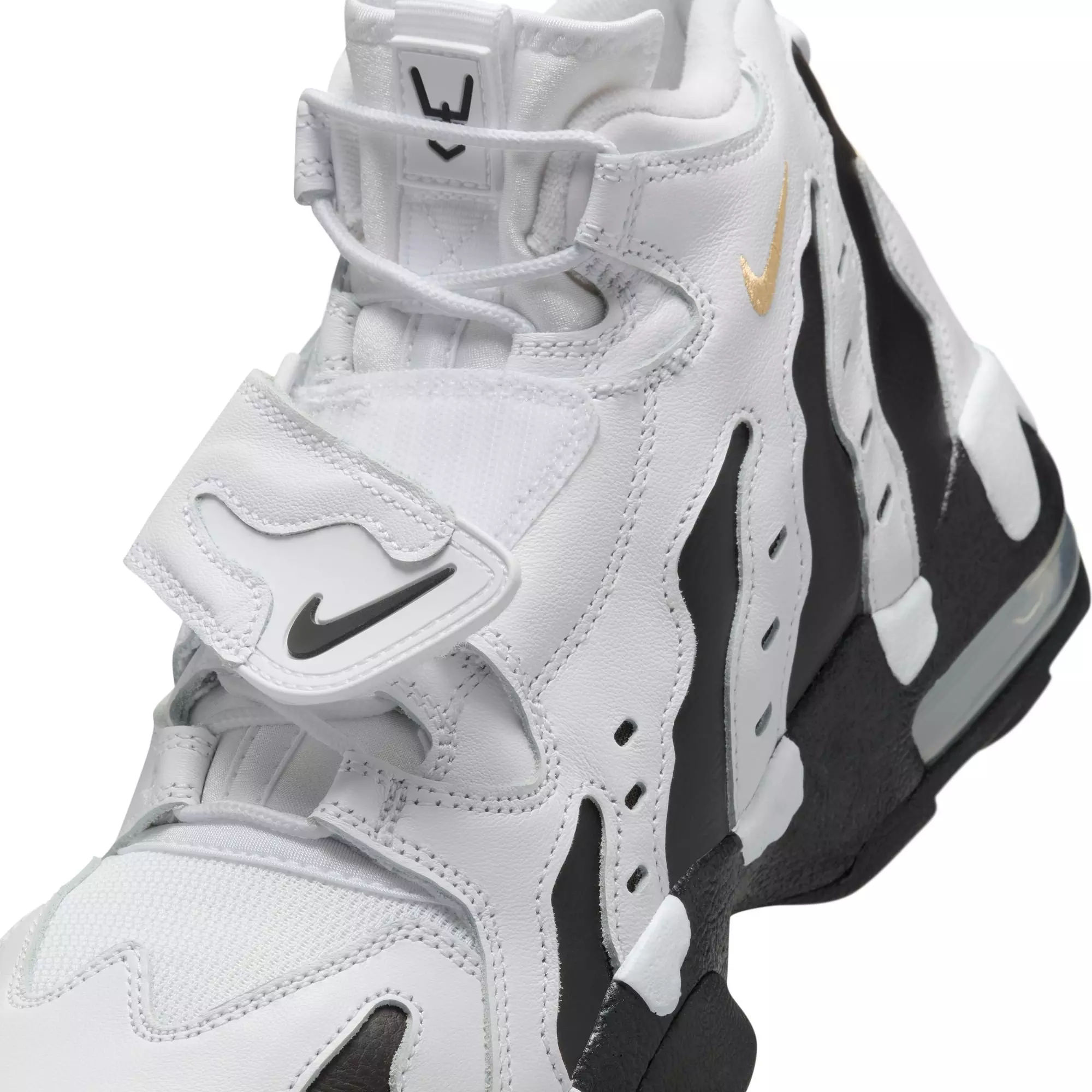 Nike Air DT Max '96 "Colorado Away" Men's Shoe - WHITE/BLACK/VEGAS GOLD
