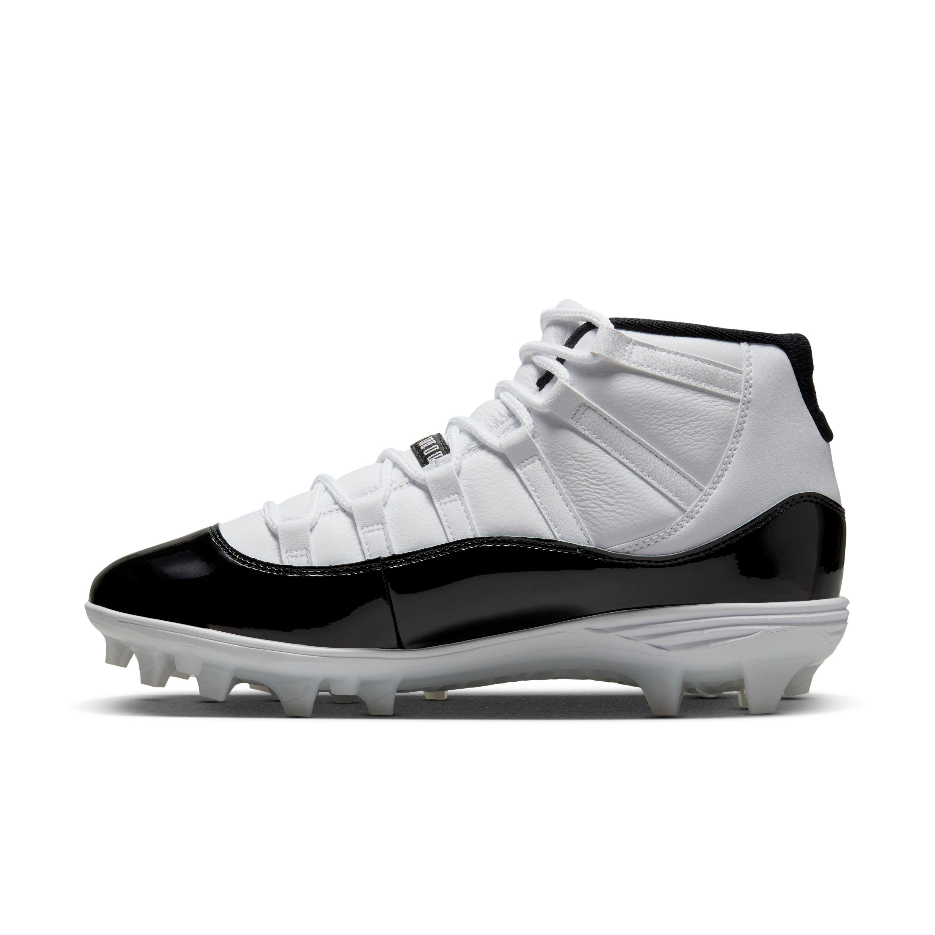 Jordan retro hotsell 11 cleats