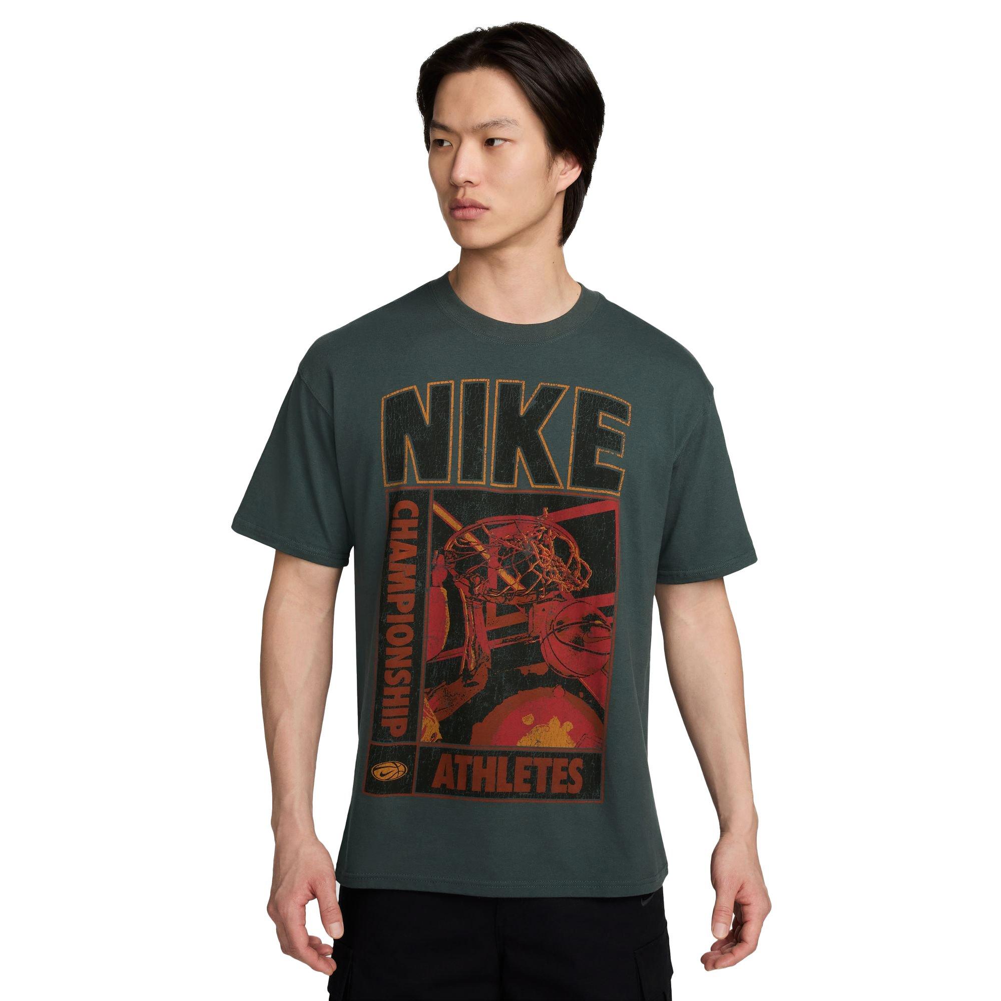 Nike Men's Sportswear Max90 Champs Tee - GREEN