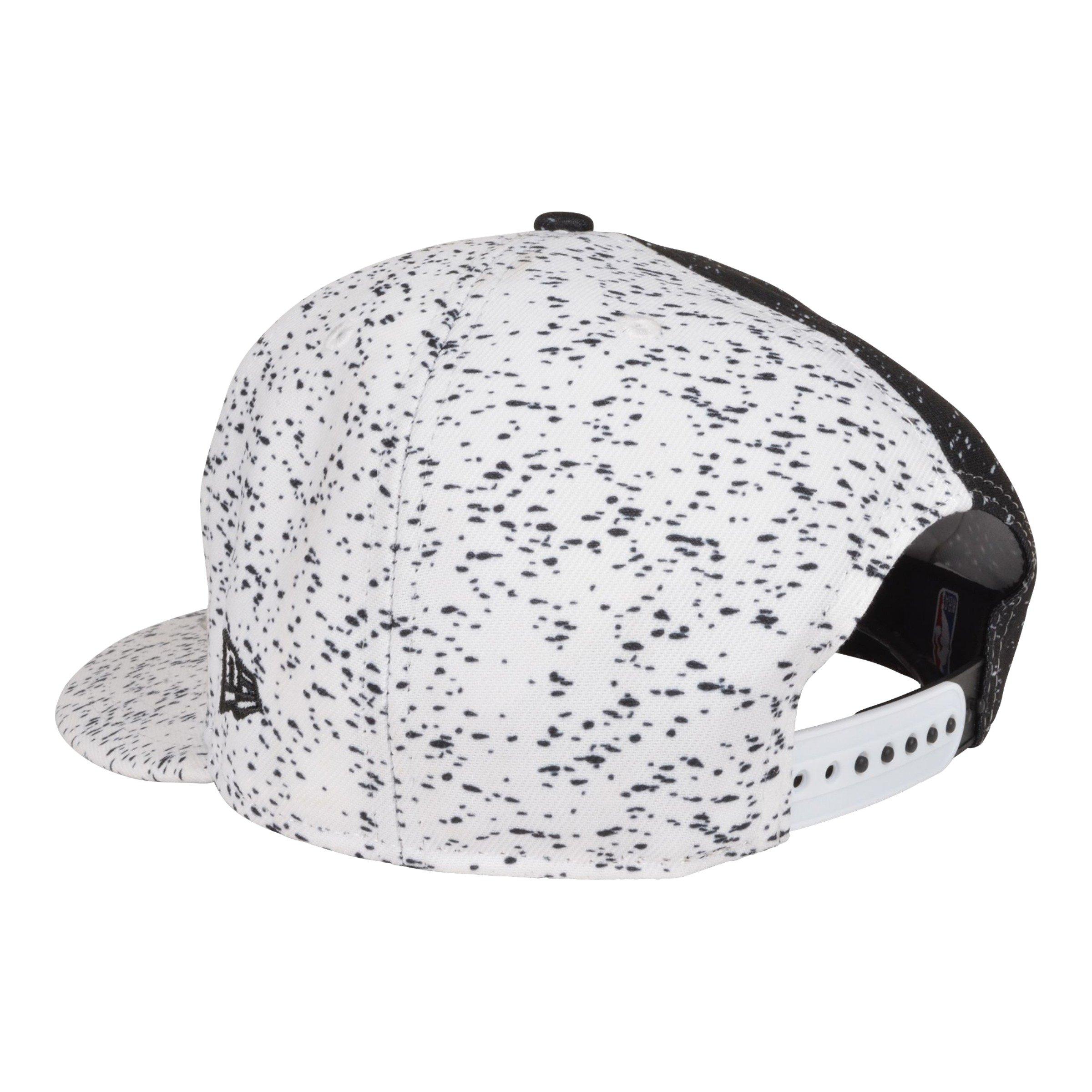 New Era Chicago Bulls 9FIFTY Retro 6 "Oreo" Snapback-Black/White