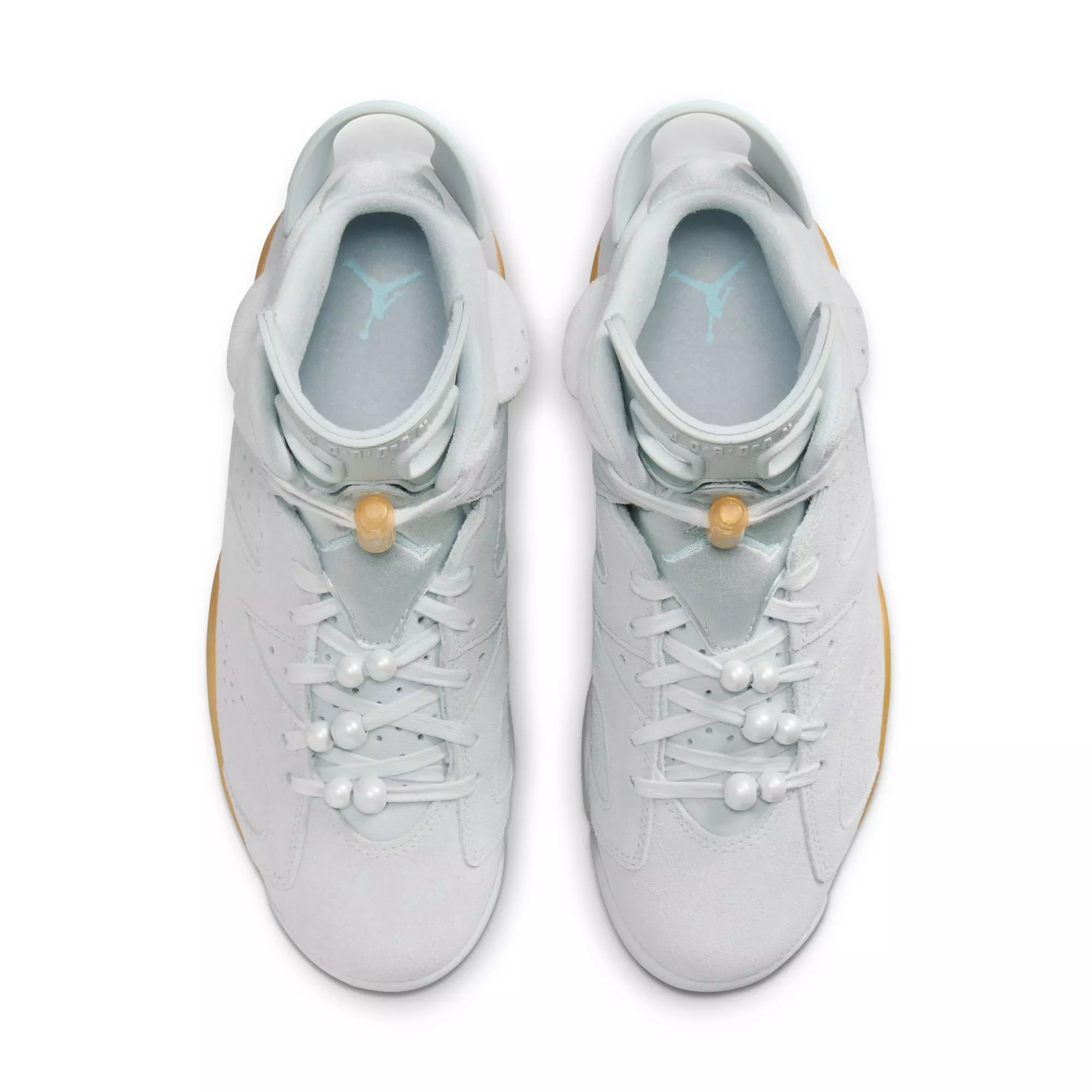 Jordan 6 Retro "Pearl" Women's Shoe - PURE PLATINUM/GLACIER BLUE/METALLIC GOLD