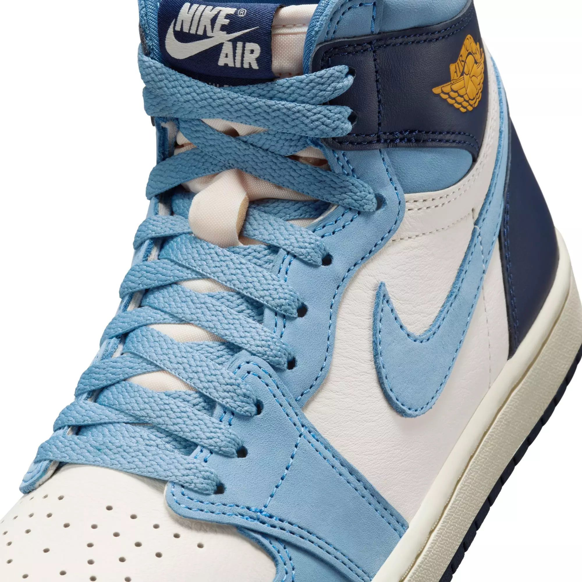 Jordan 1 Retro High OG "First in Flight" Women's Shoe - UNIVERSITY BLUE/UNIVERSITY GOLD/SAIL