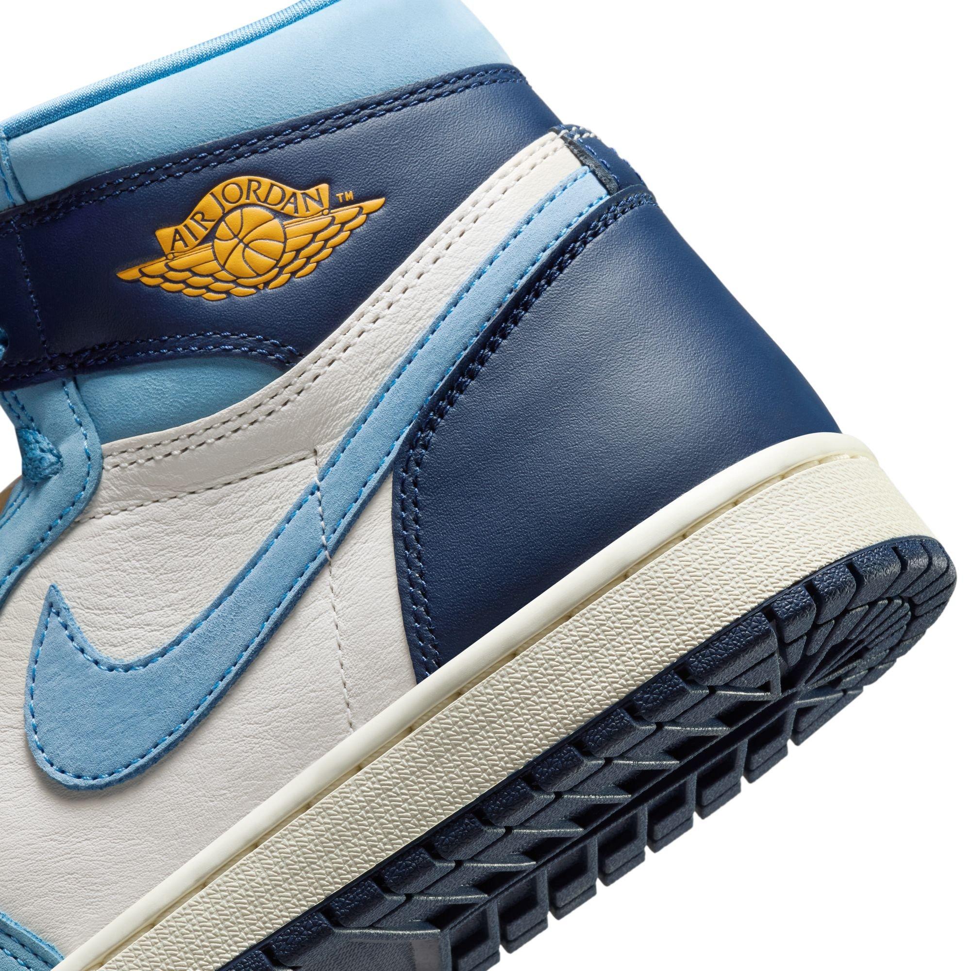 Jordan 1 Retro High OG "First in Flight" Women's Shoe - UNIVERSITY BLUE/UNIVERSITY GOLD/SAIL Thumbnail View 5