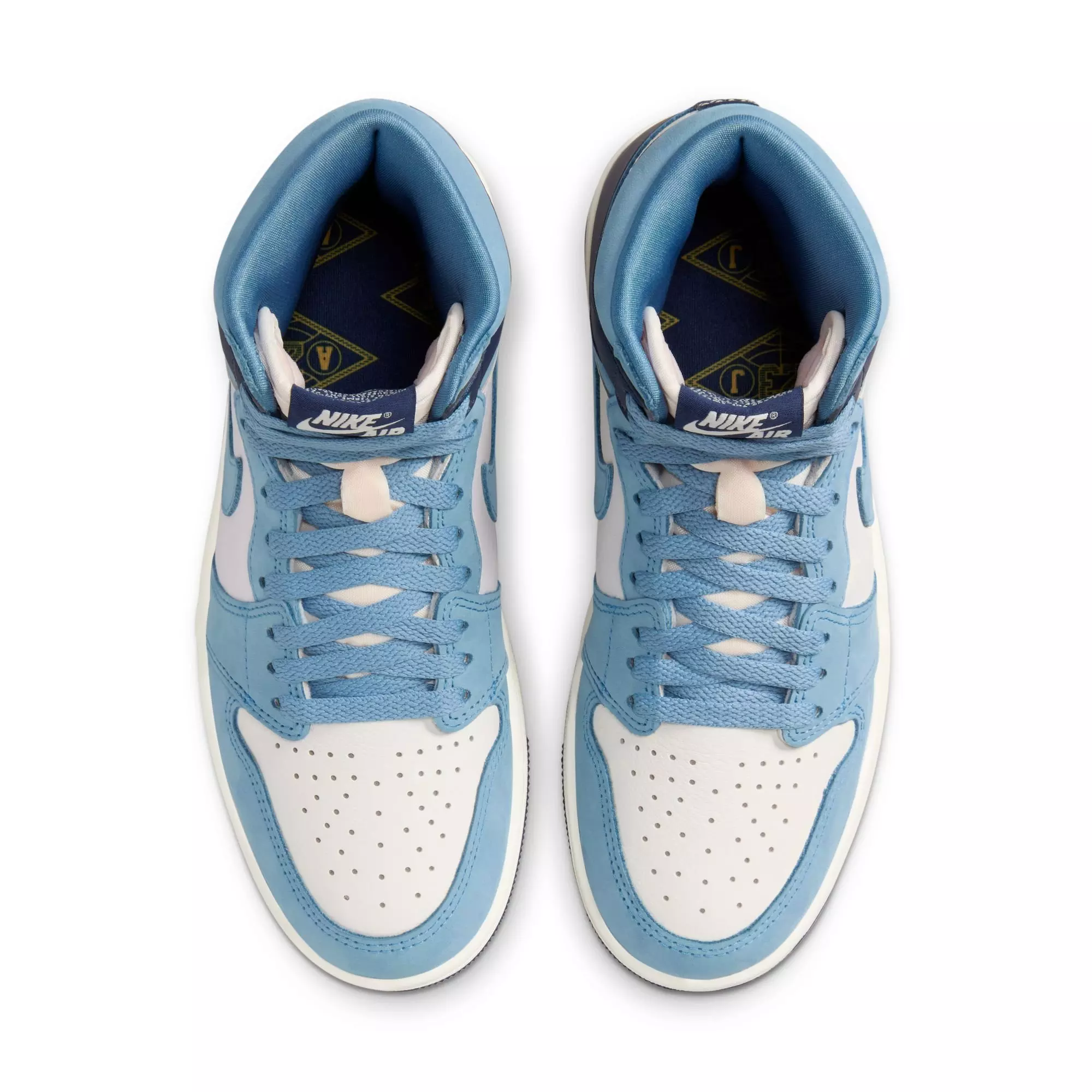 Jordan 1 Retro High OG "First in Flight" Women's Shoe - UNIVERSITY BLUE/UNIVERSITY GOLD/SAIL