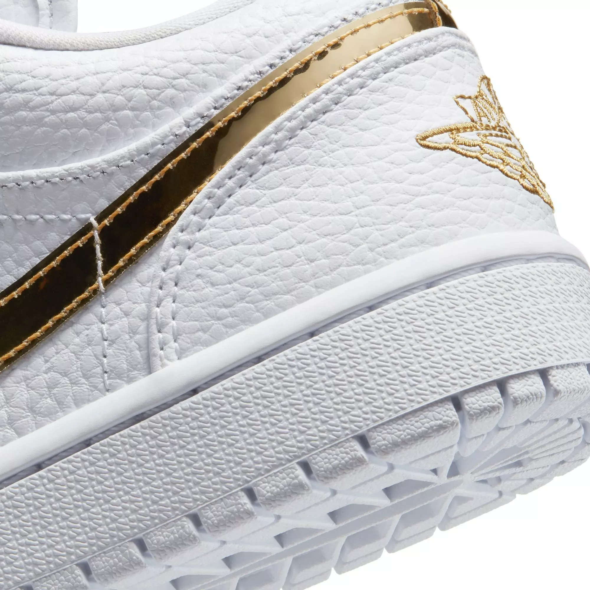 Jordan 1 Low SE "White/Metallic Gold/White" Women's Shoe - WHITE/GOLD