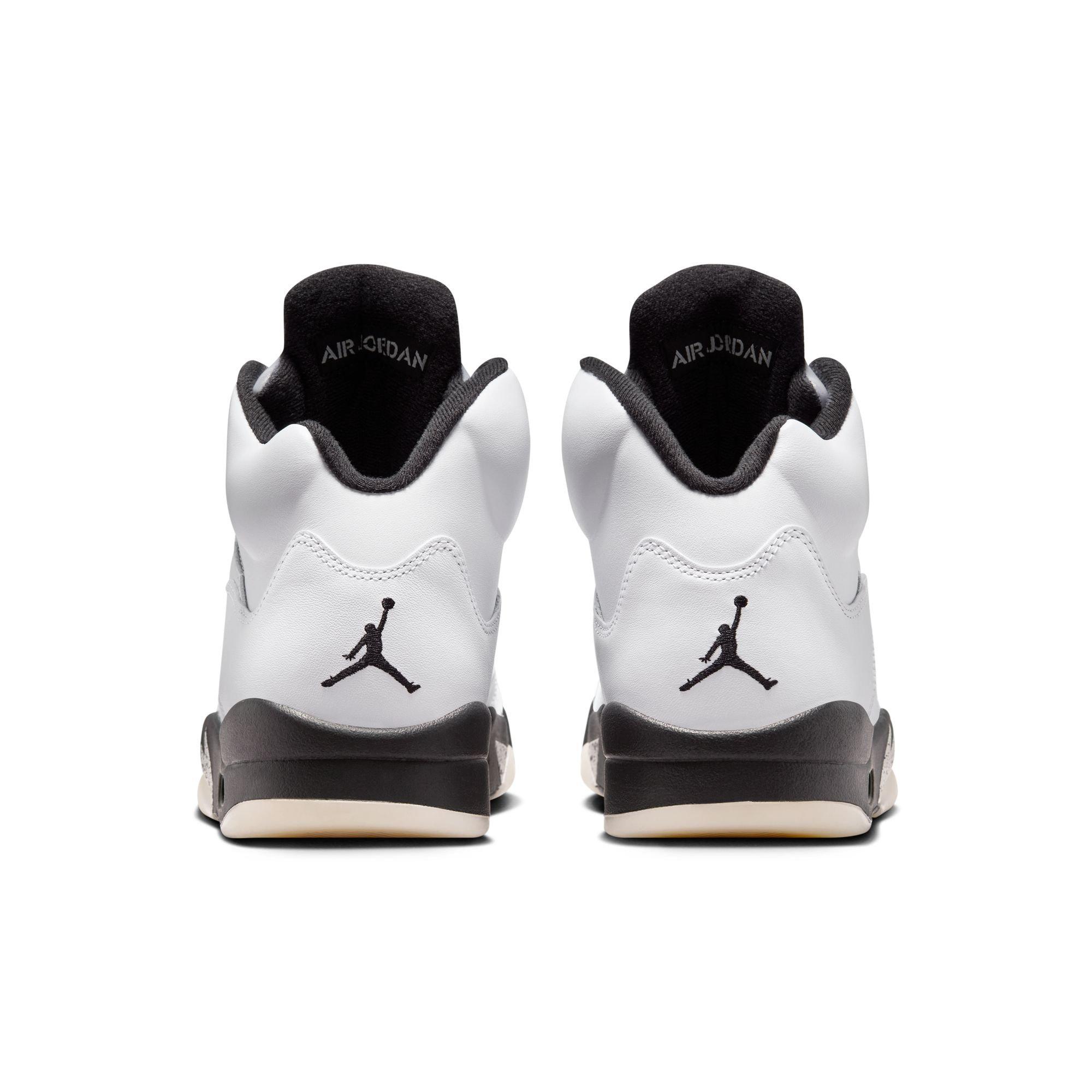 Jordan 5 Retro "White and Black" Men's Shoe